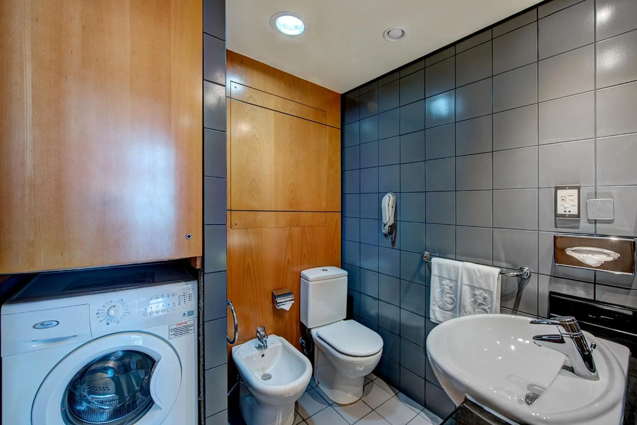 Toilet in J5 Hotels – Port Saeed