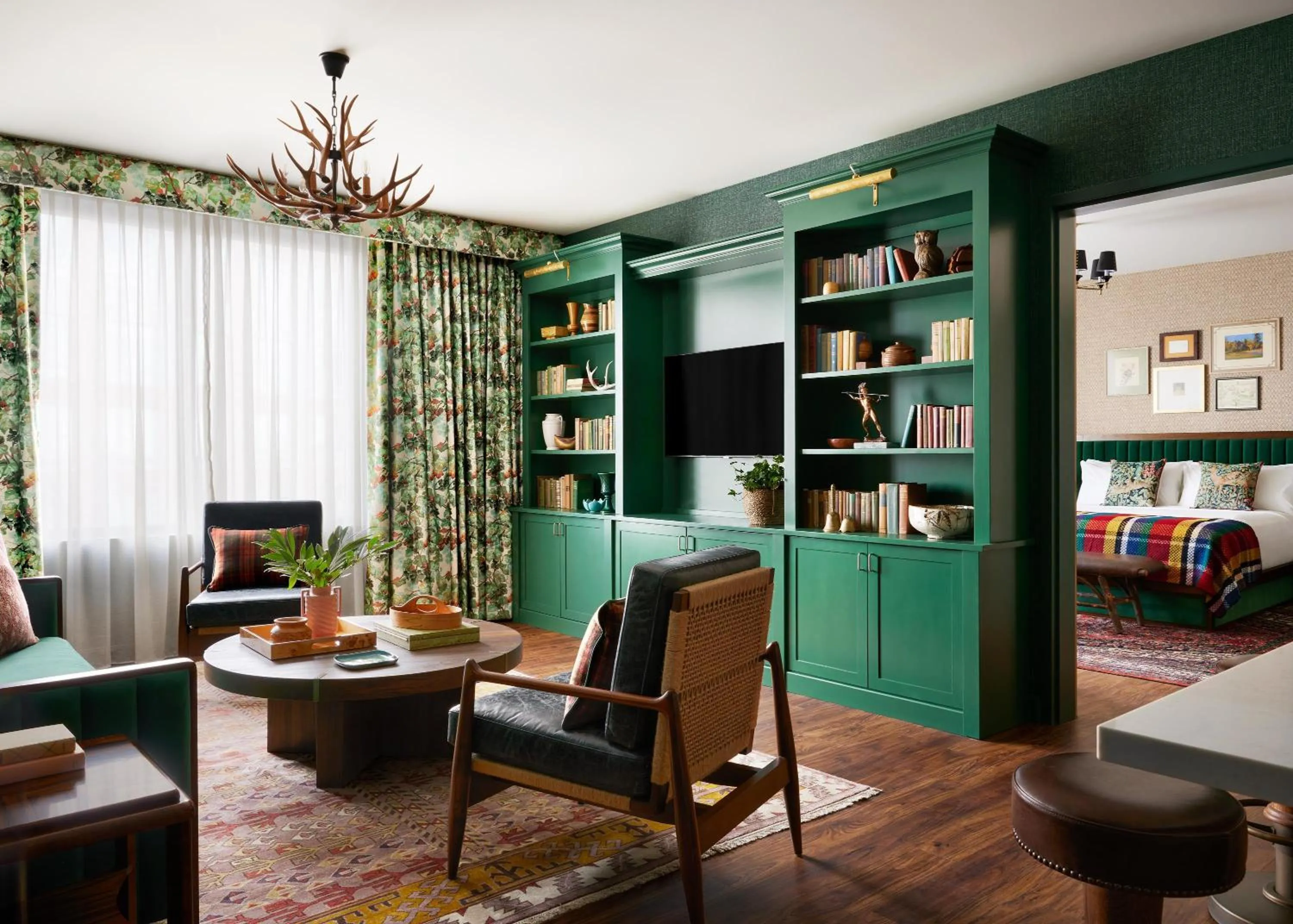 Living room in Graduate by Hilton East Lansing