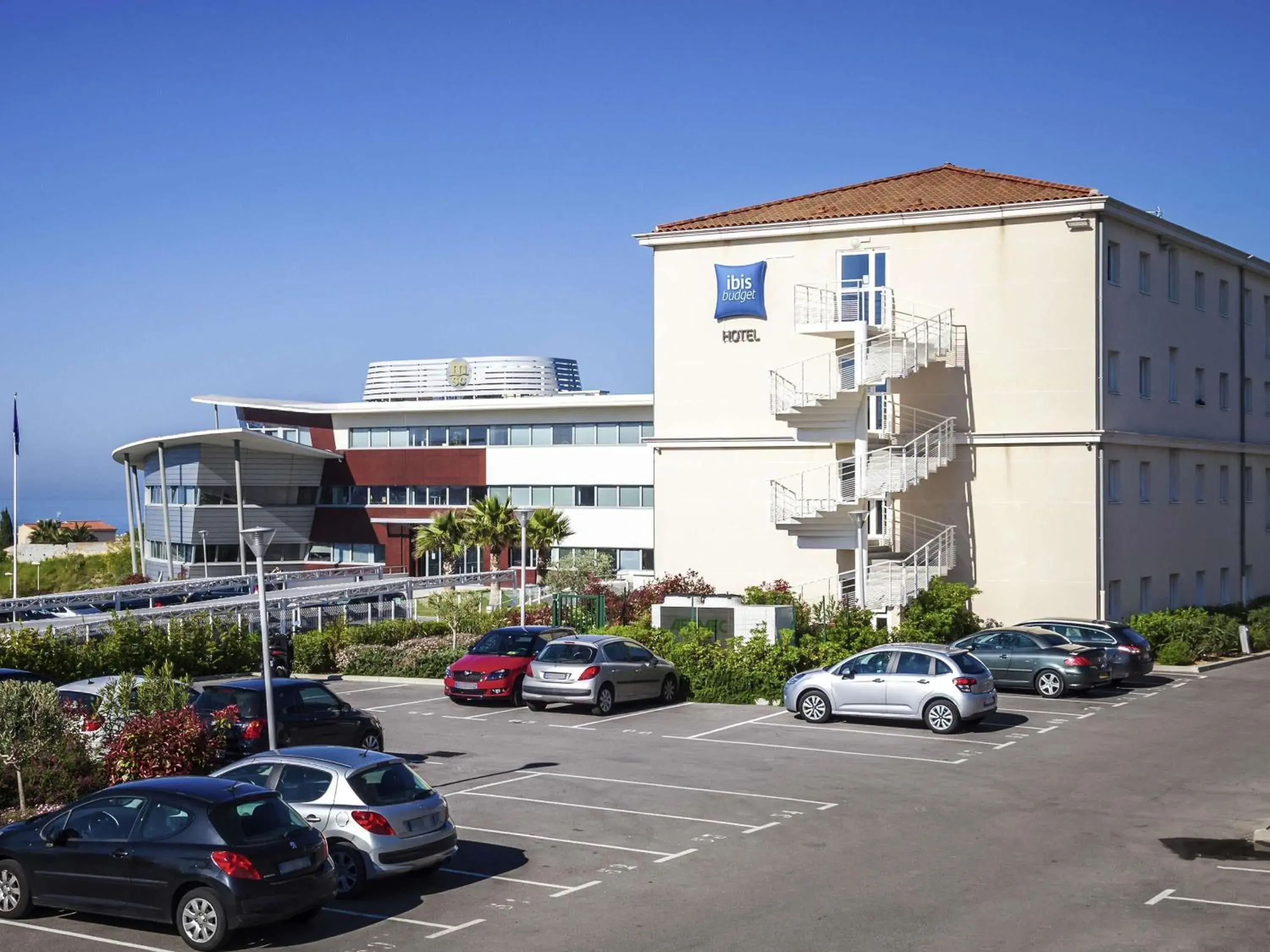 Property building in ibis budget Marseille L'Estaque Property building in ibis budget Marseille L'Estaque
