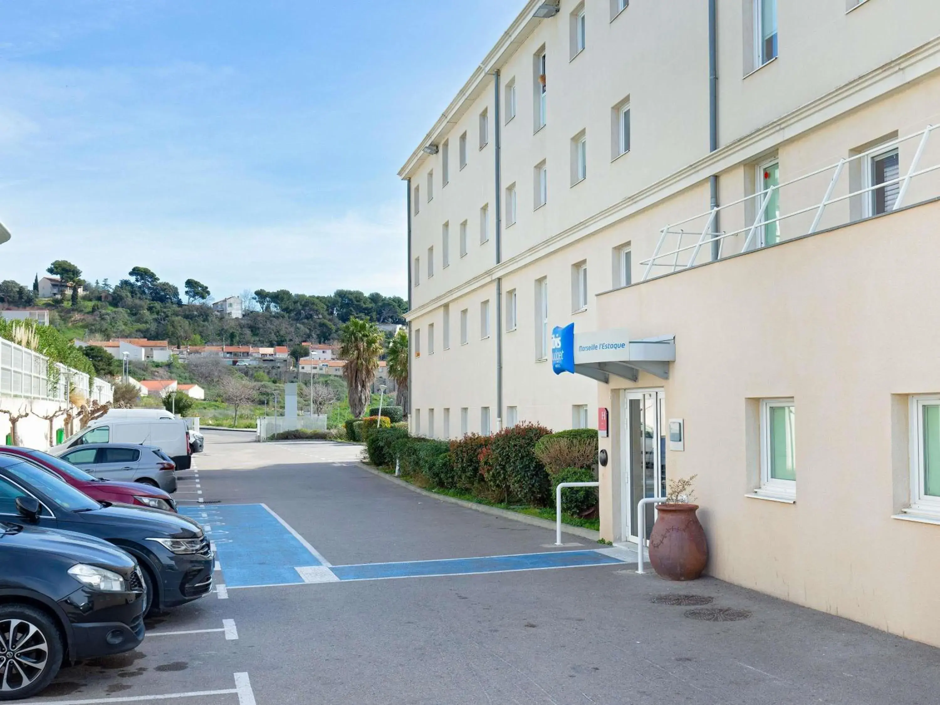 Property building in ibis budget Marseille L'Estaque Property building in ibis budget Marseille L'Estaque