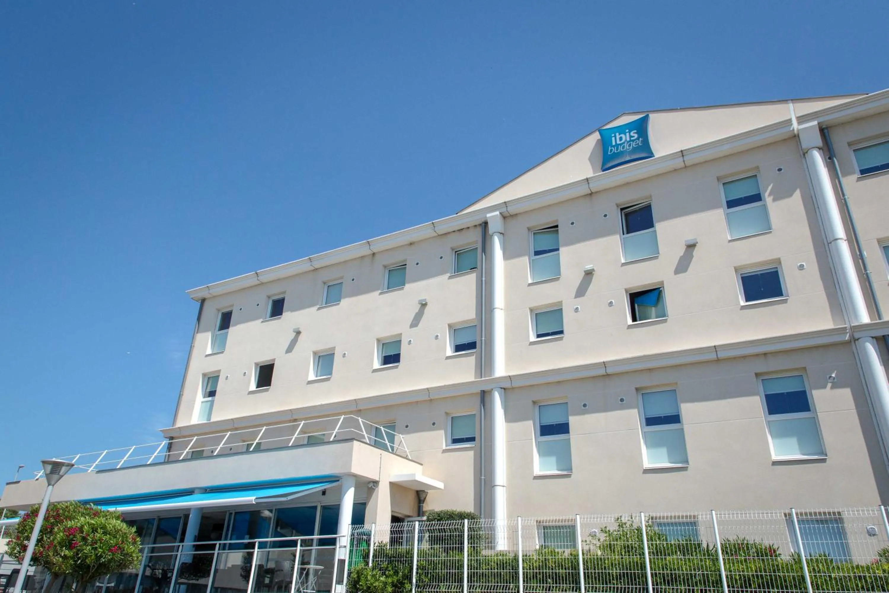 Property building in ibis budget Marseille L'Estaque