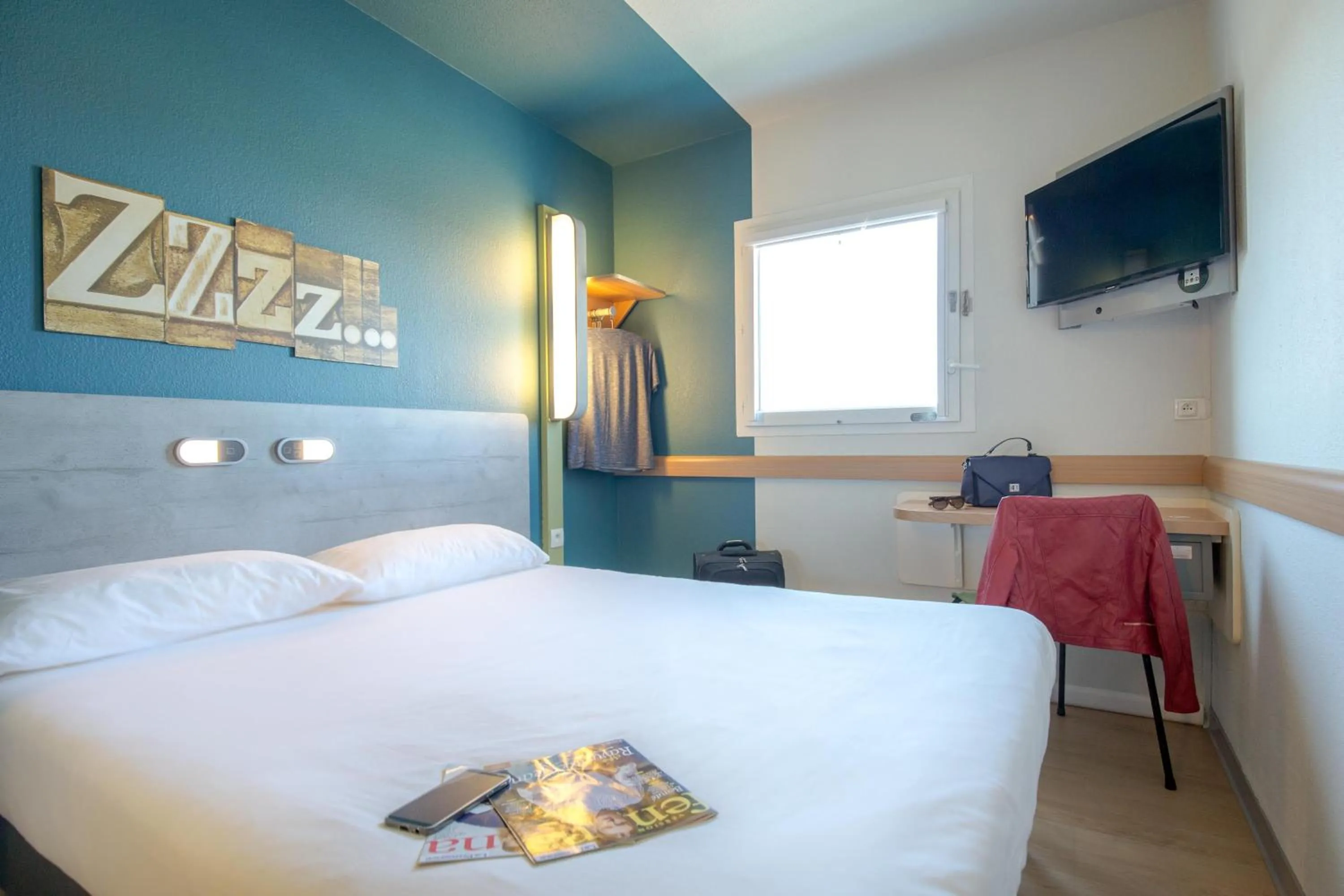 Bed in ibis budget Marseille L'Estaque