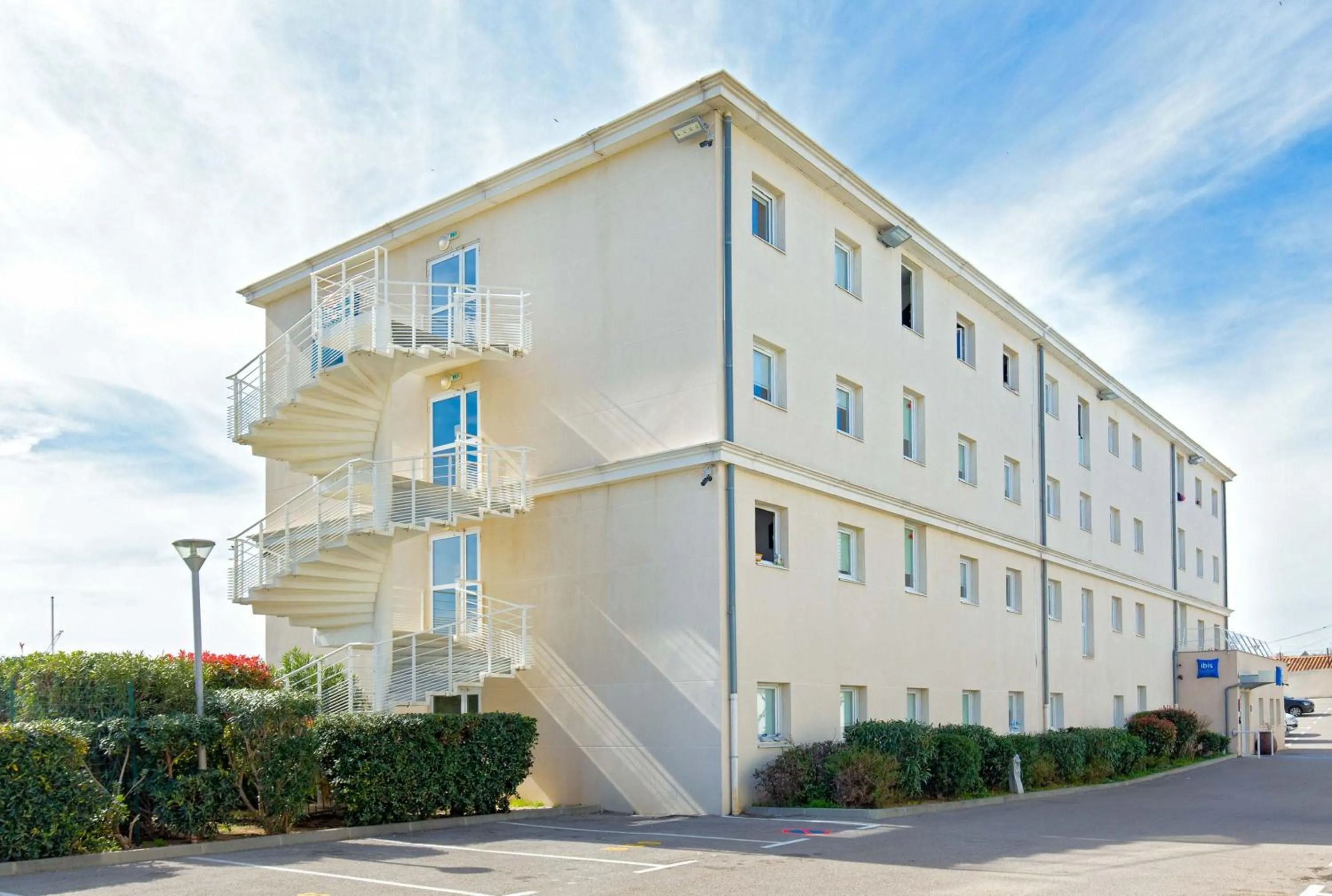 Property building in ibis budget Marseille L'Estaque