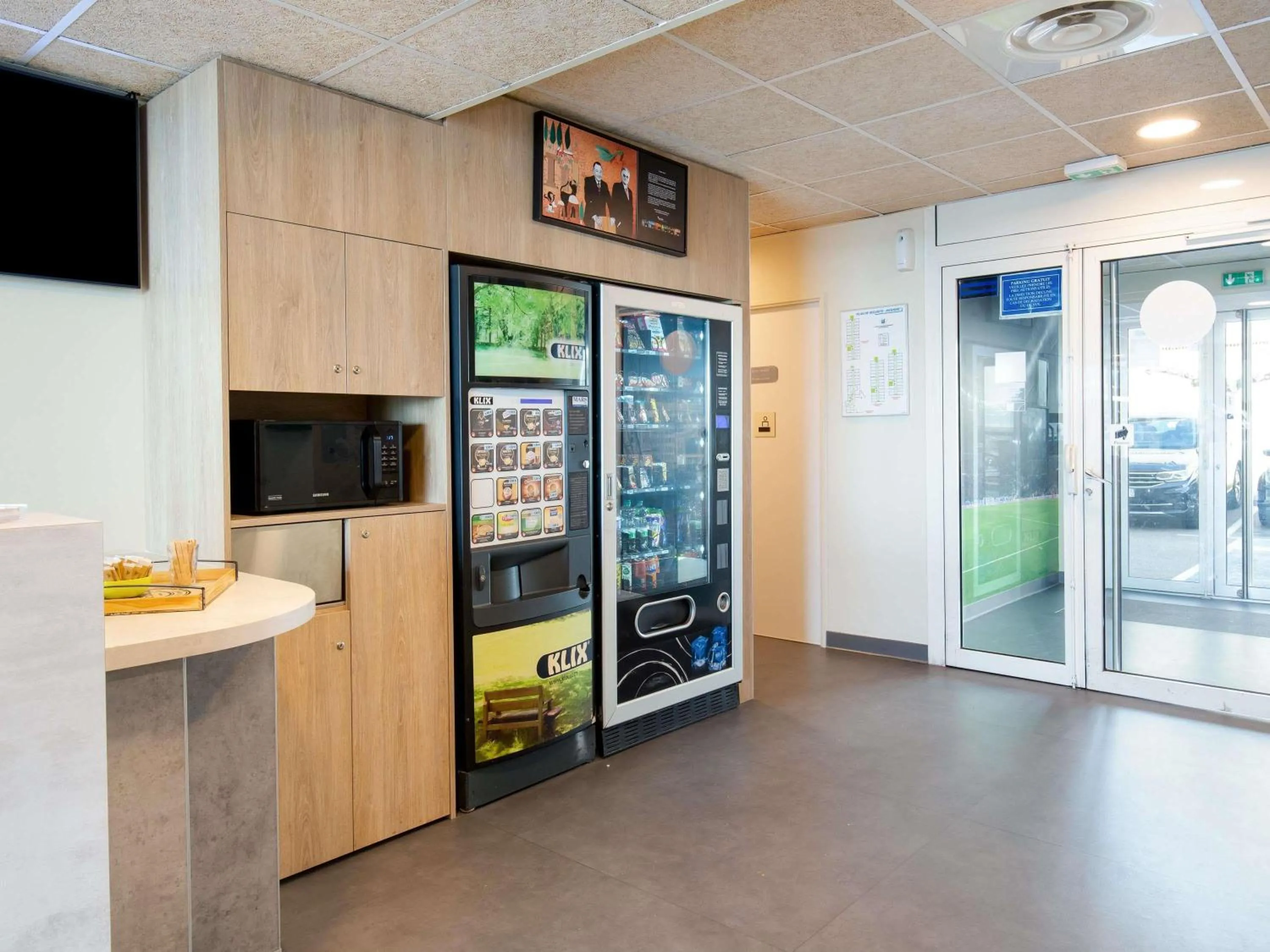 Property building in ibis budget Marseille L'Estaque