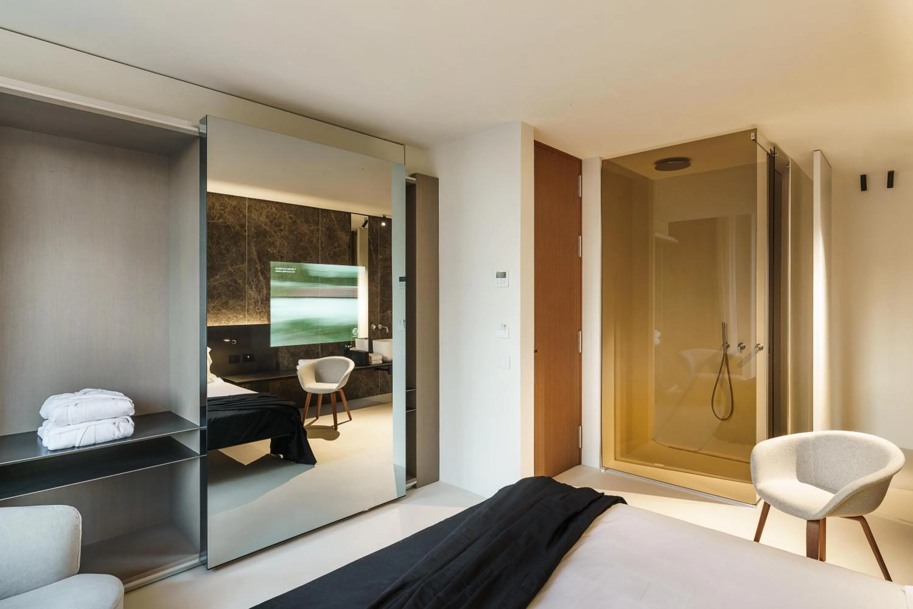 Shower in Meo Design Suites & Spa