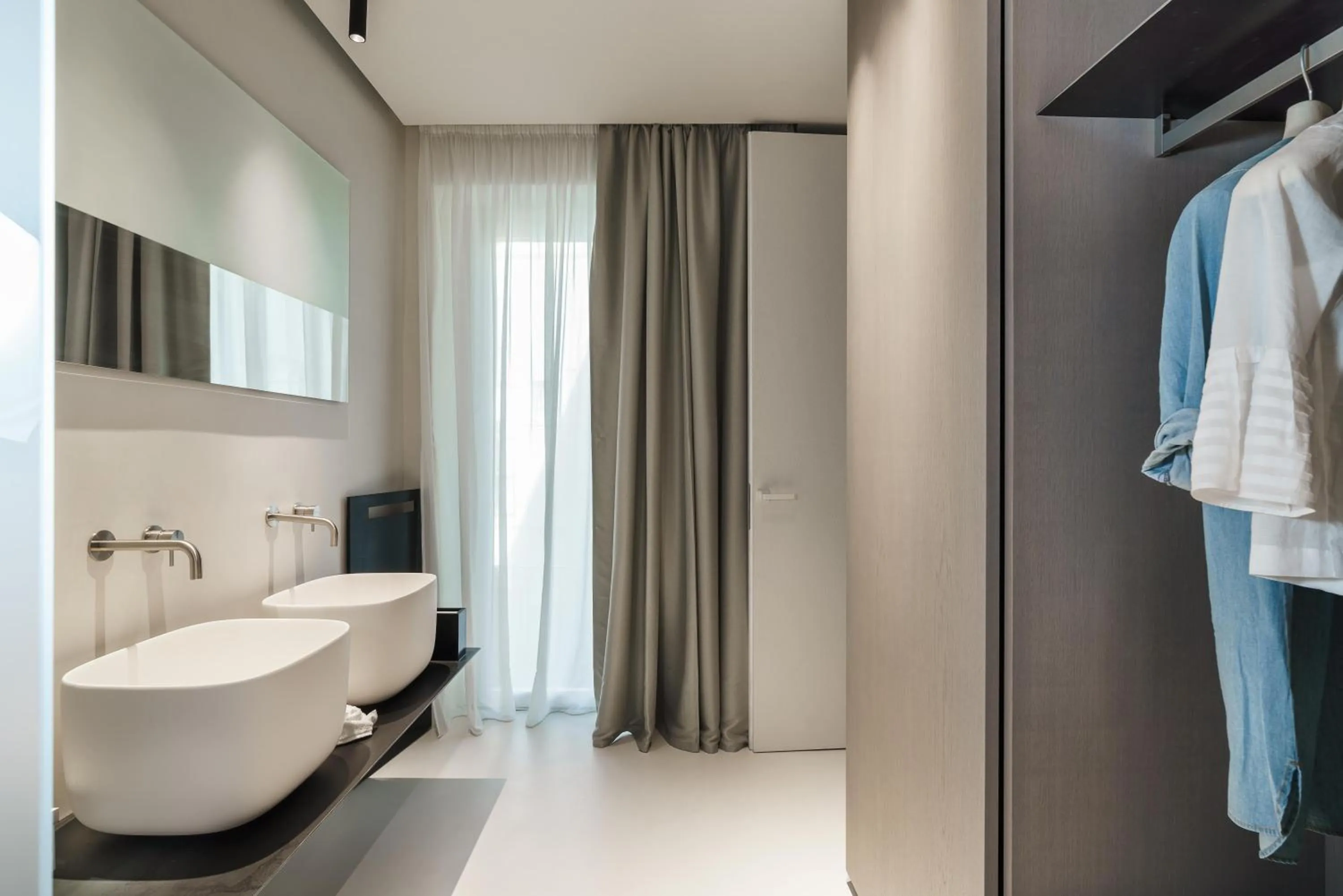 Shower in Meo Design Suites & Spa