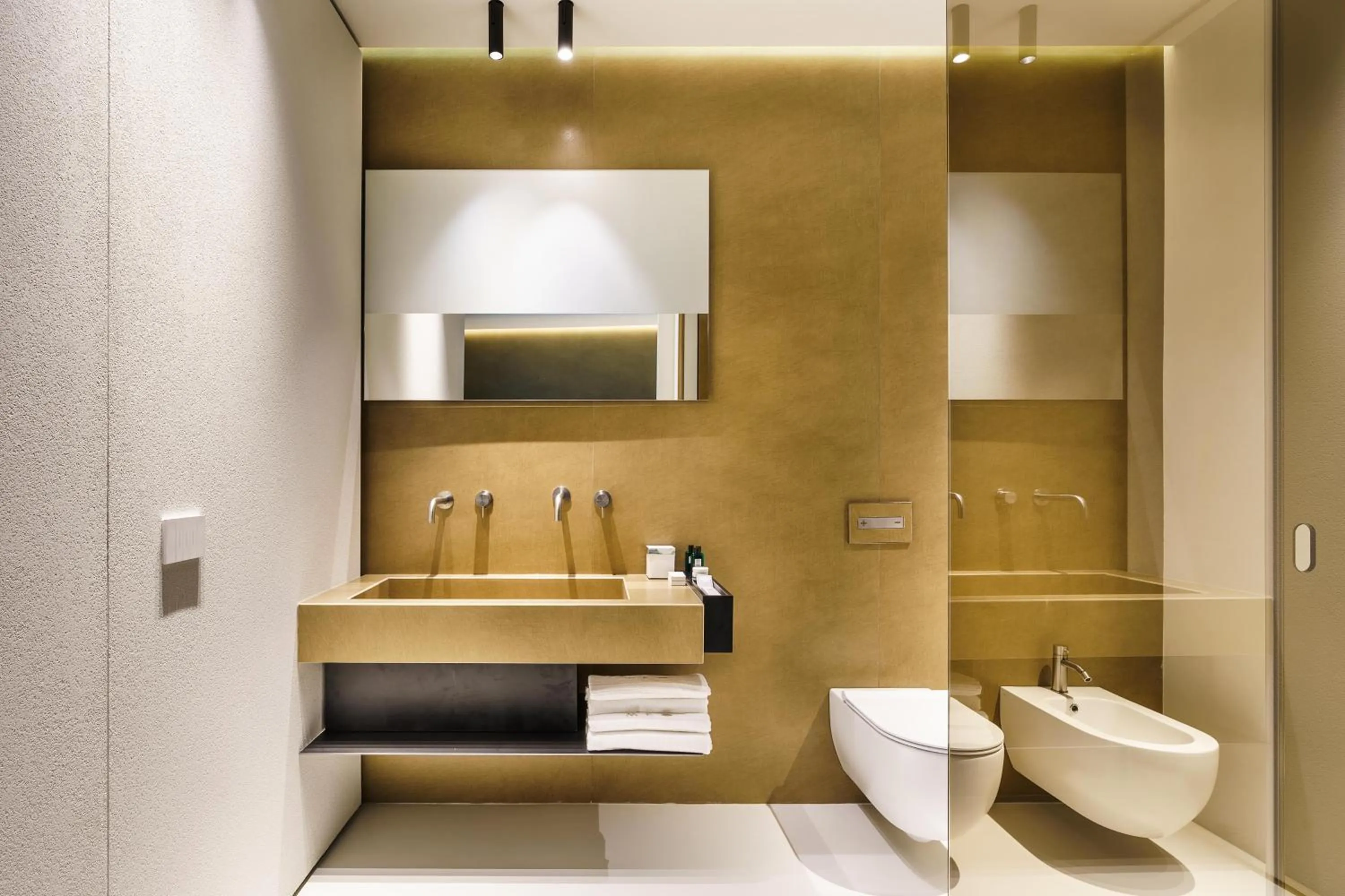 Shower in Meo Design Suites & Spa