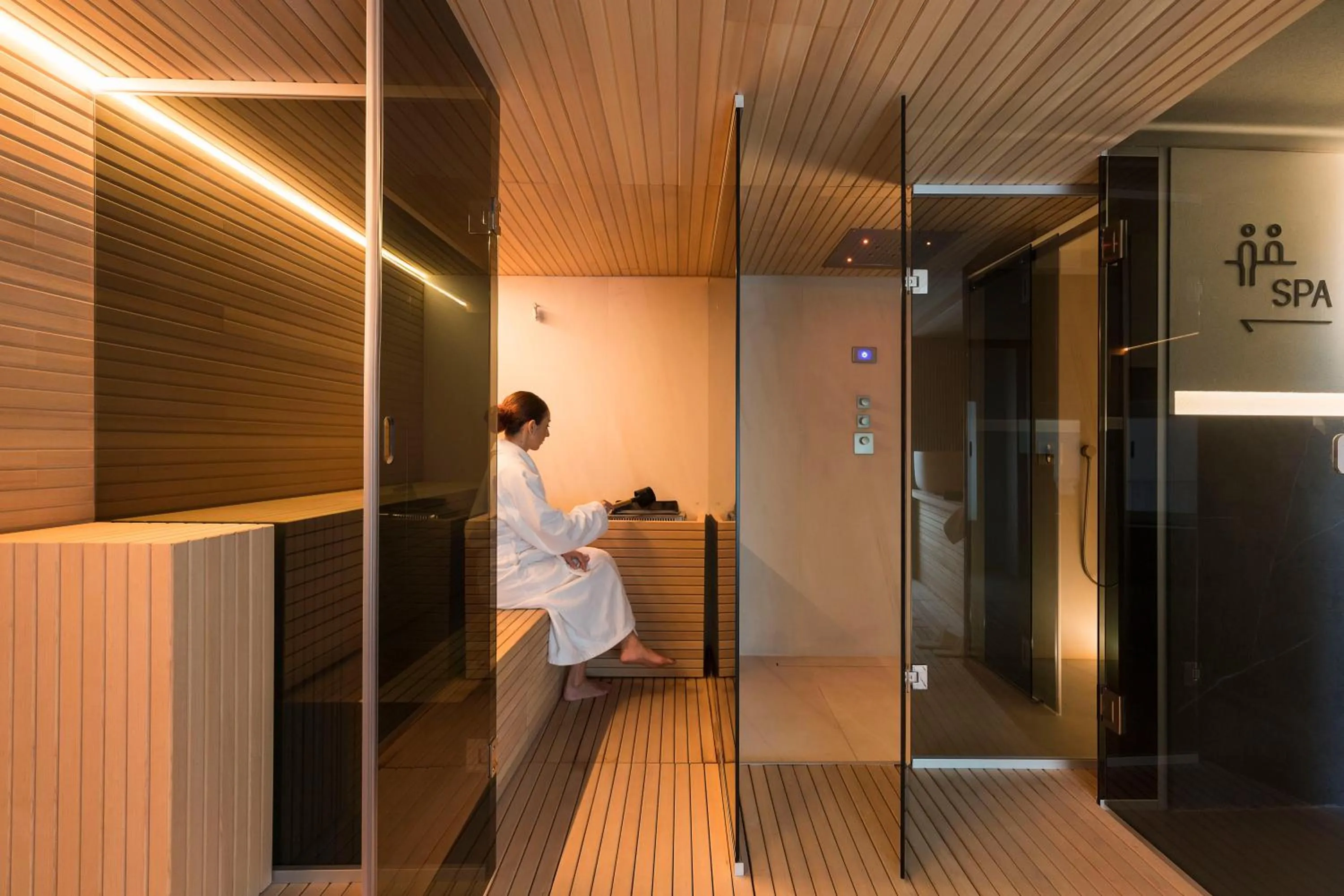 Sauna in Meo Design Suites & Spa