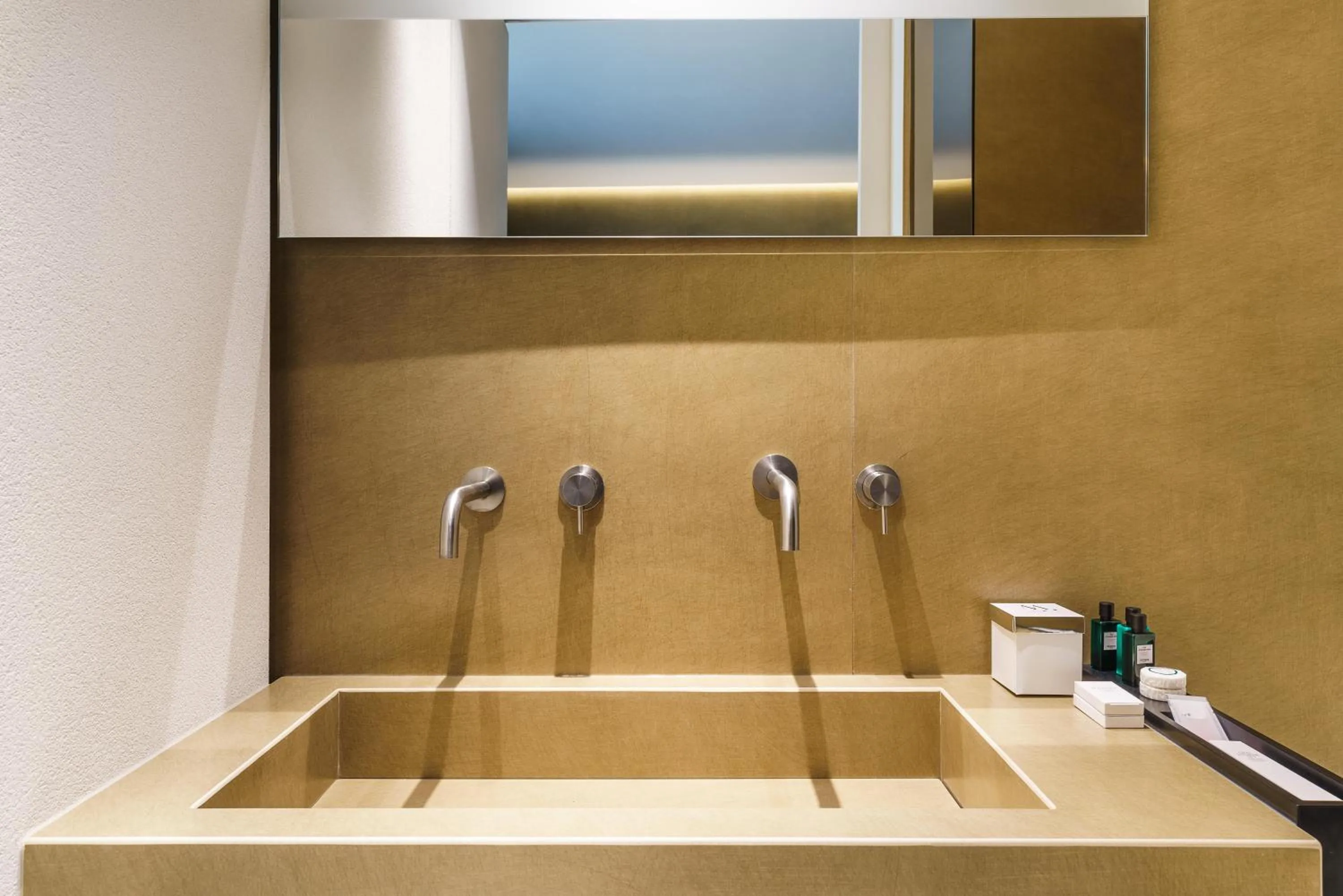 Shower in Meo Design Suites & Spa