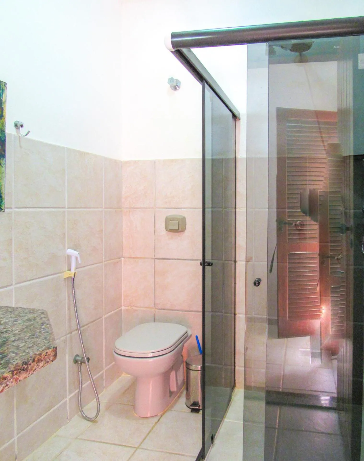 Bathroom in Casa c wifi e lazer perto da praia em Porto Seguro