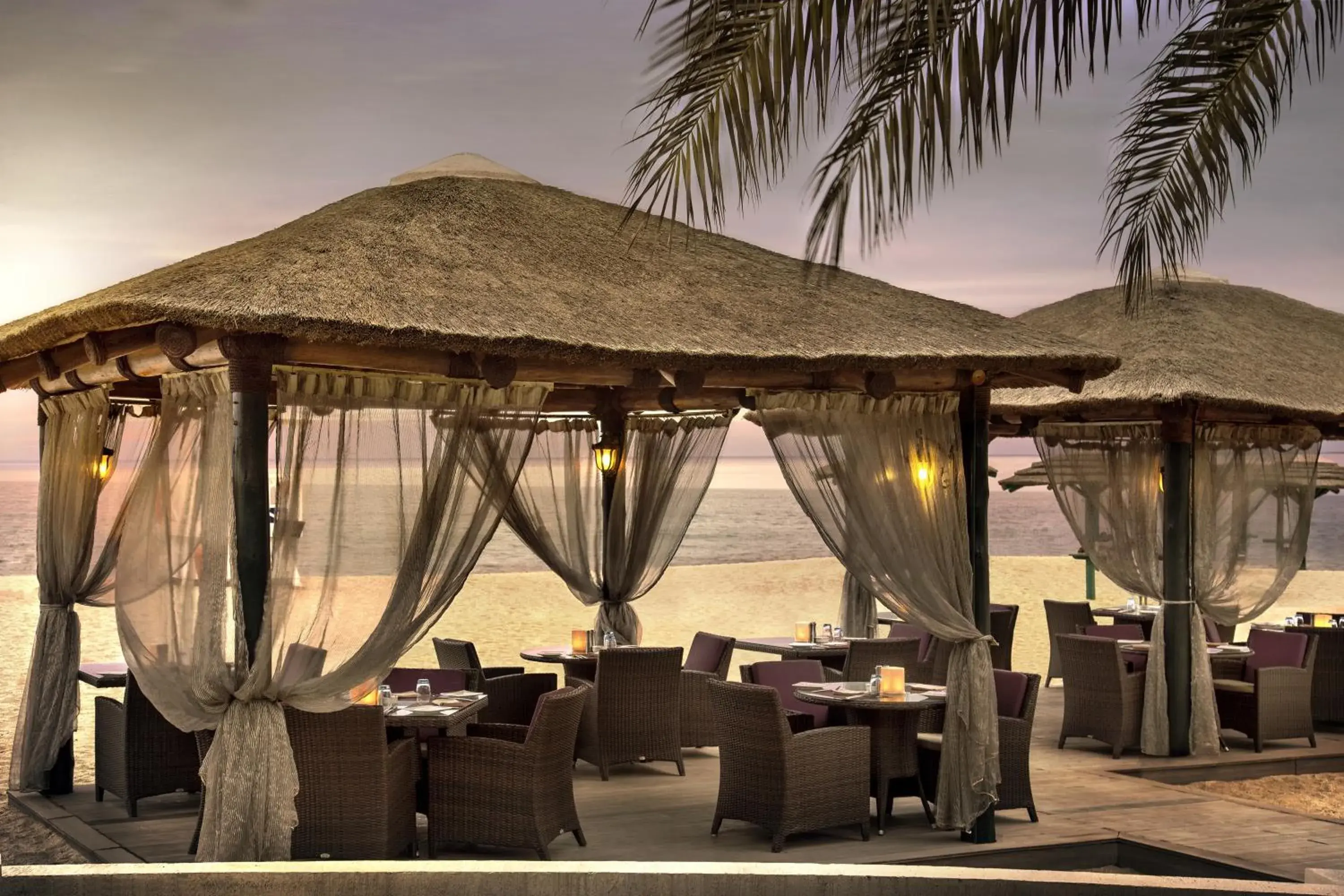 Restaurant/places to eat in Fujairah Rotana Resort & Spa - Al Aqah Beach Restaurant/places to eat in Fujairah Rotana Resort & Spa - Al Aqah Beach