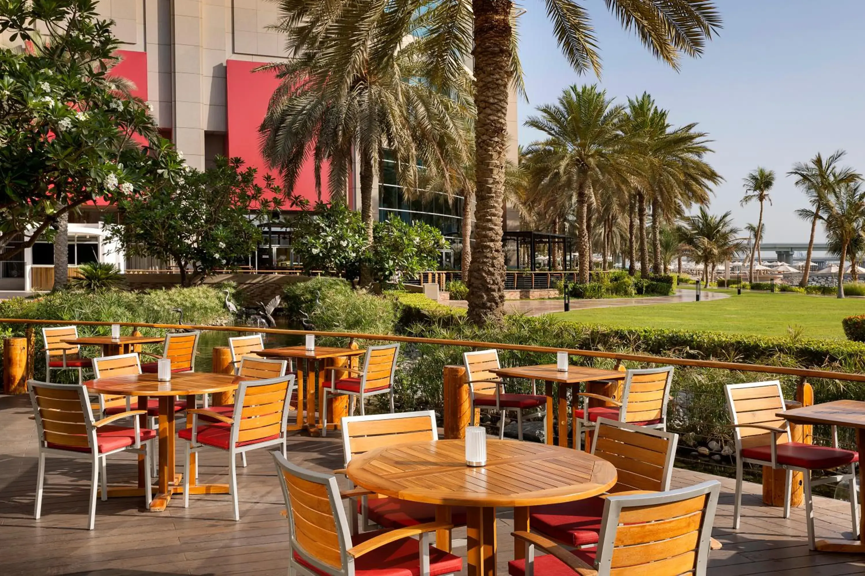 Restaurant/places to eat in Beach Rotana - Abu Dhabi Restaurant/places to eat in Beach Rotana - Abu Dhabi