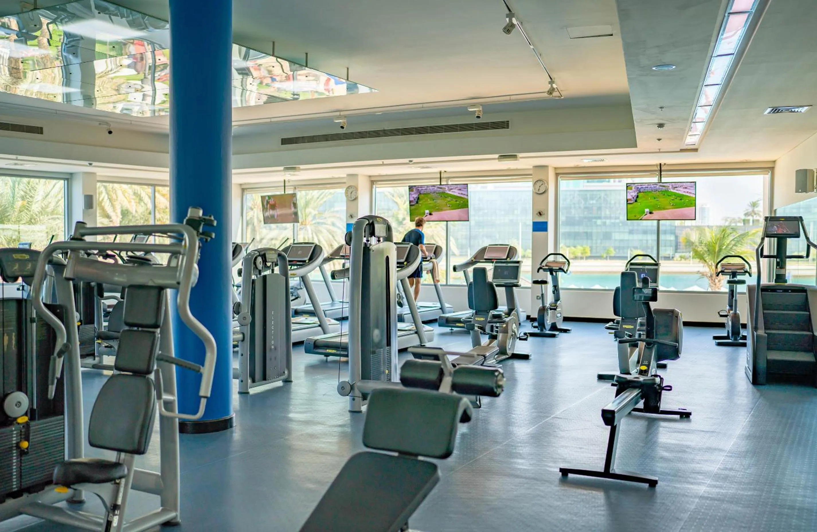 Fitness centre/facilities in Beach Rotana - Abu Dhabi