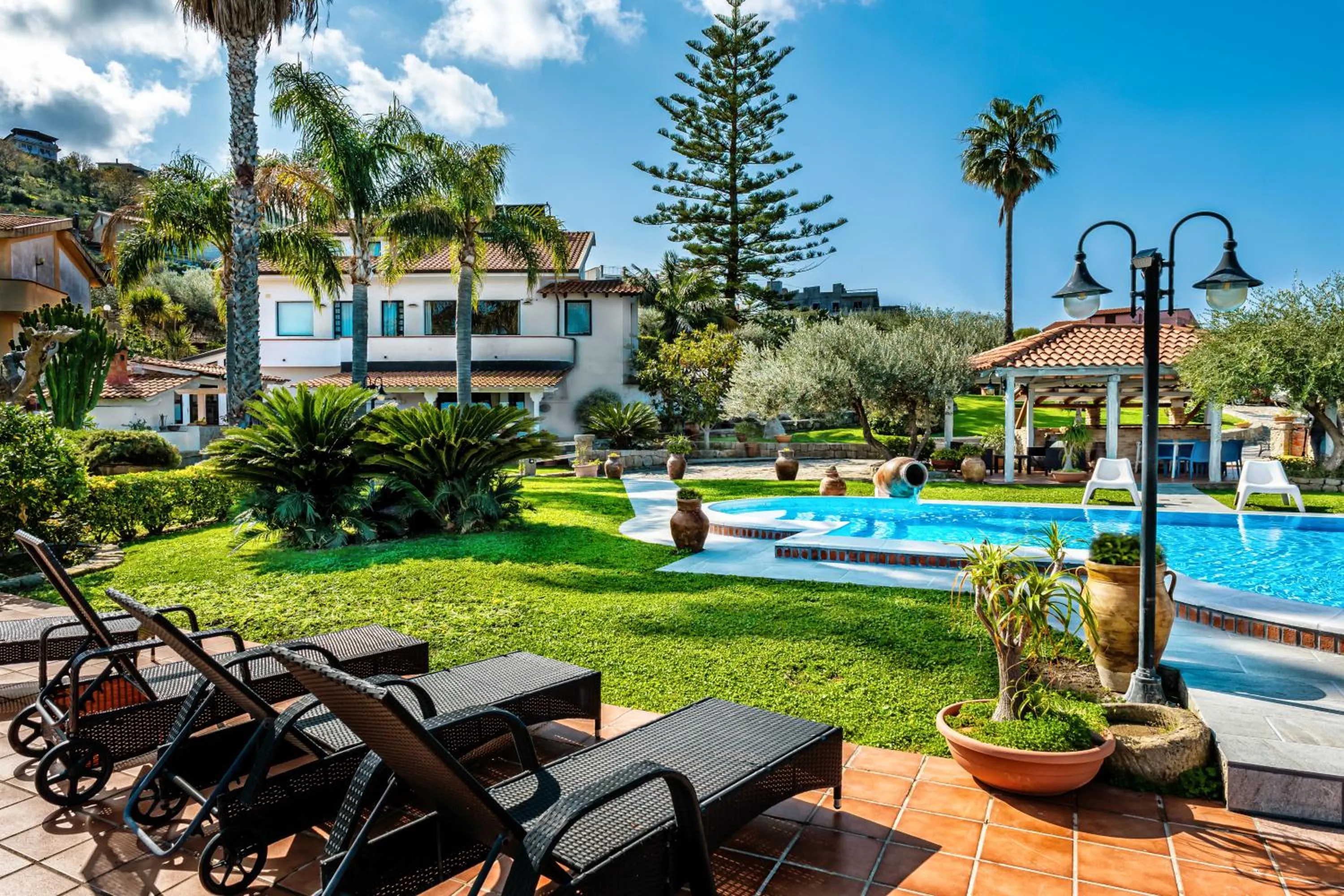 Property building in B&B Villa Bency