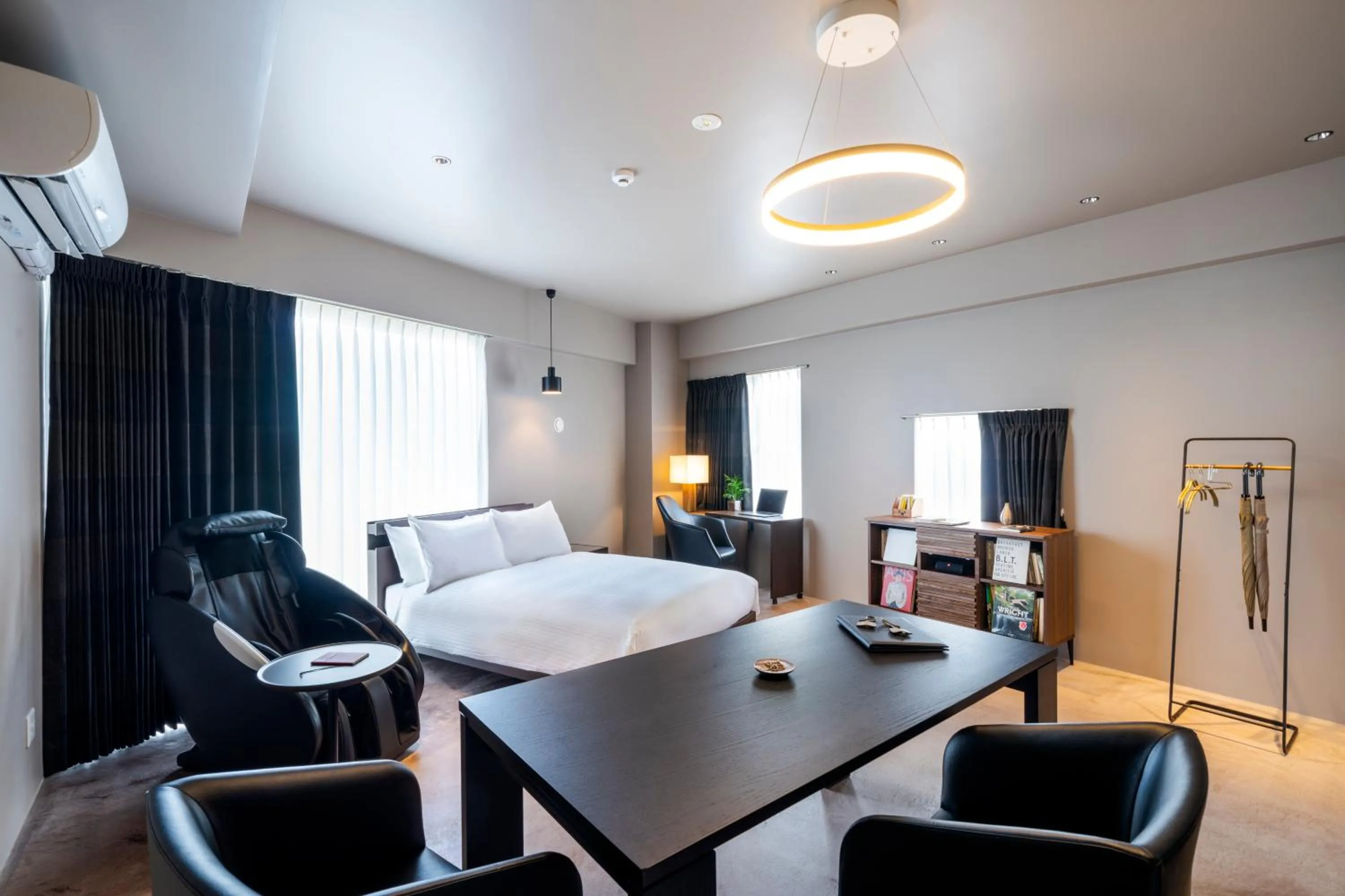 Living room in HOTEL PETIT SUITE SOGENJI ISHIMON