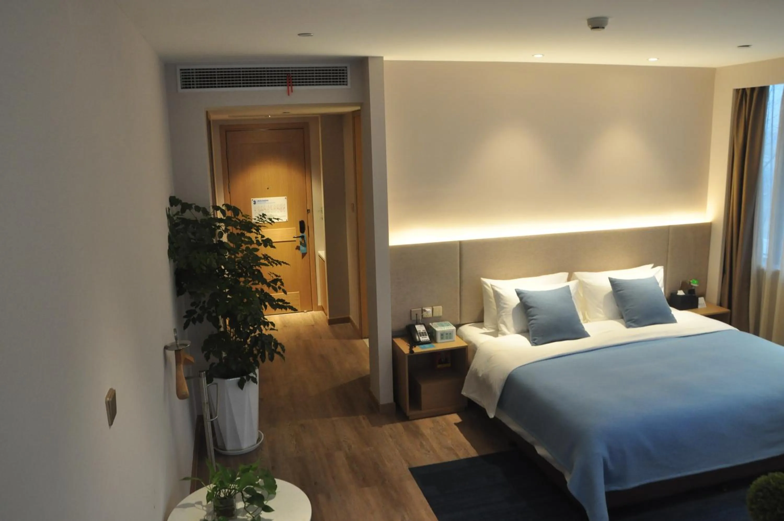 Other, Bed in Hangzhou Upper Inn