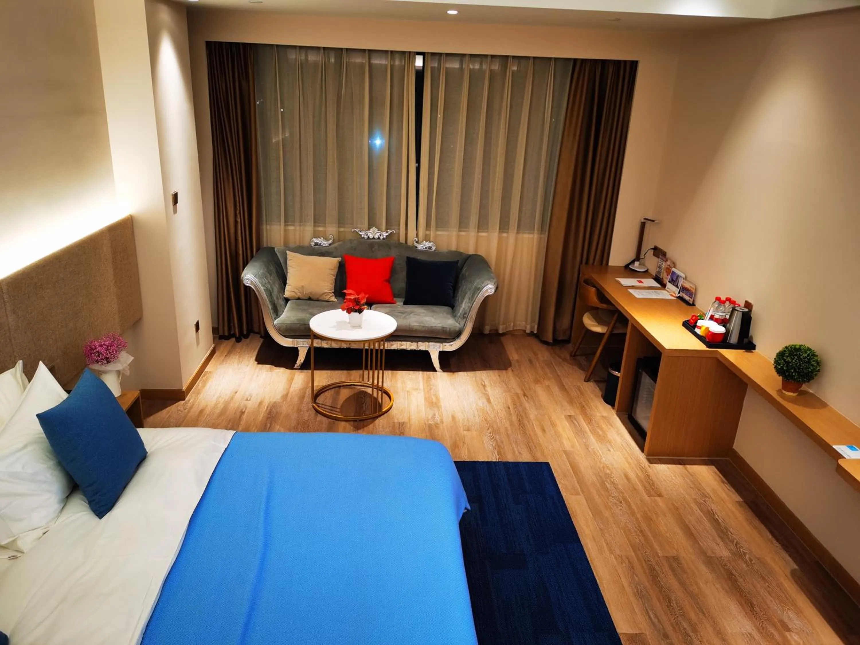 Other, Bed in Hangzhou Upper Inn