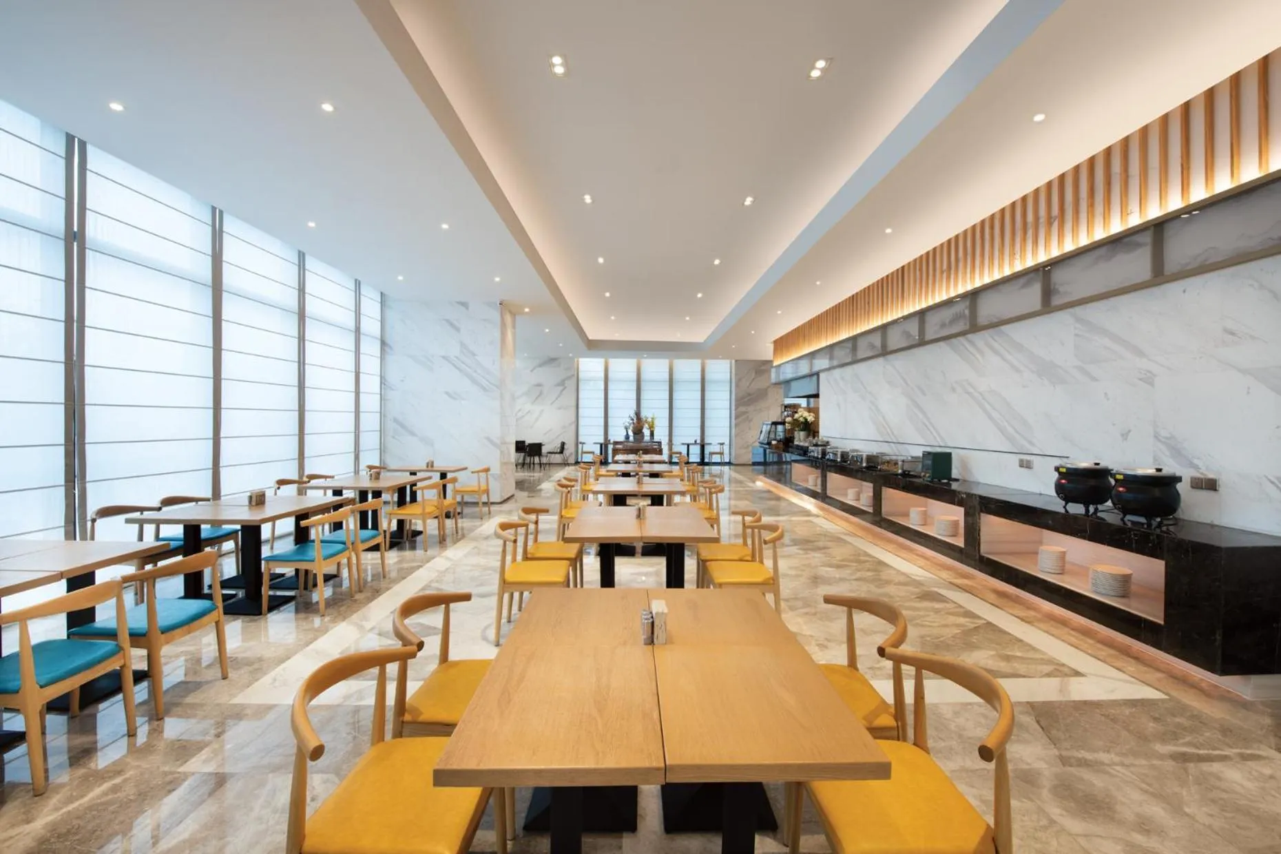 Restaurant/places to eat in Hangzhou Upper Inn