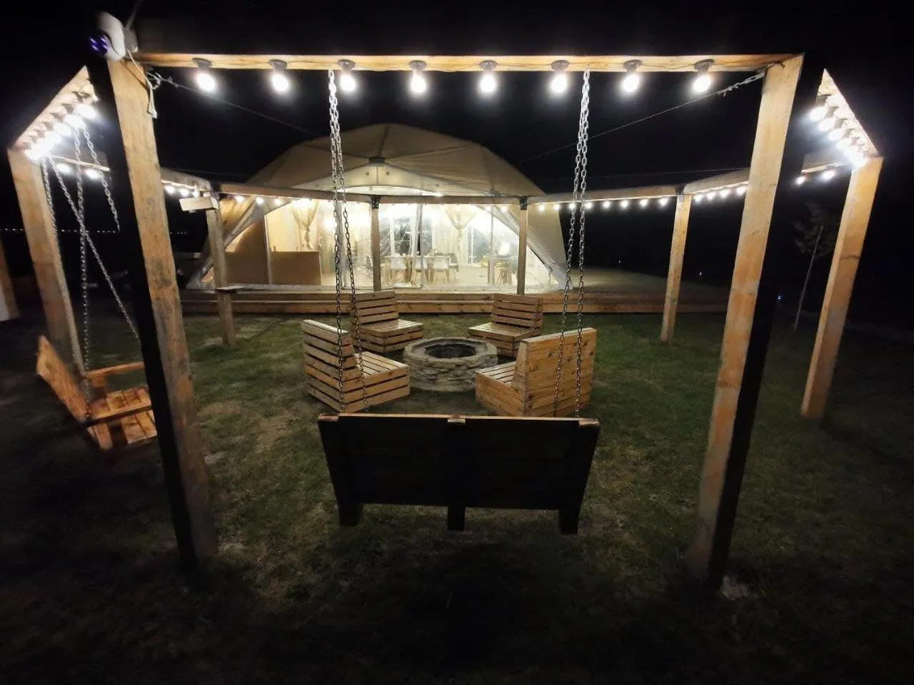 Jewelberry Glamping Hotel Tbilisi
