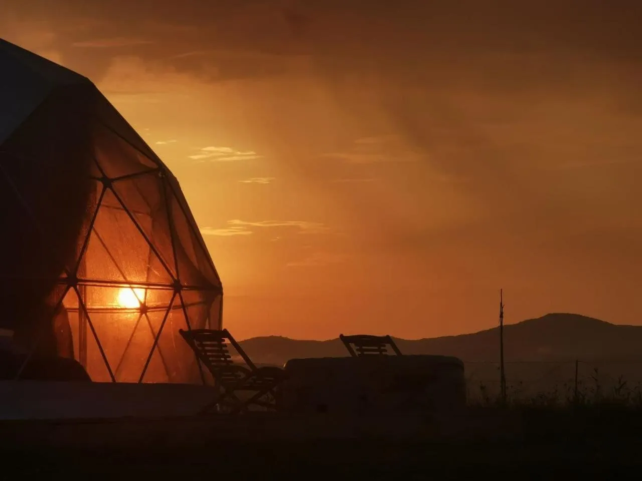 Natural landscape, Sunrise/Sunset in Jewelberry Glamping Hotel Tbilisi