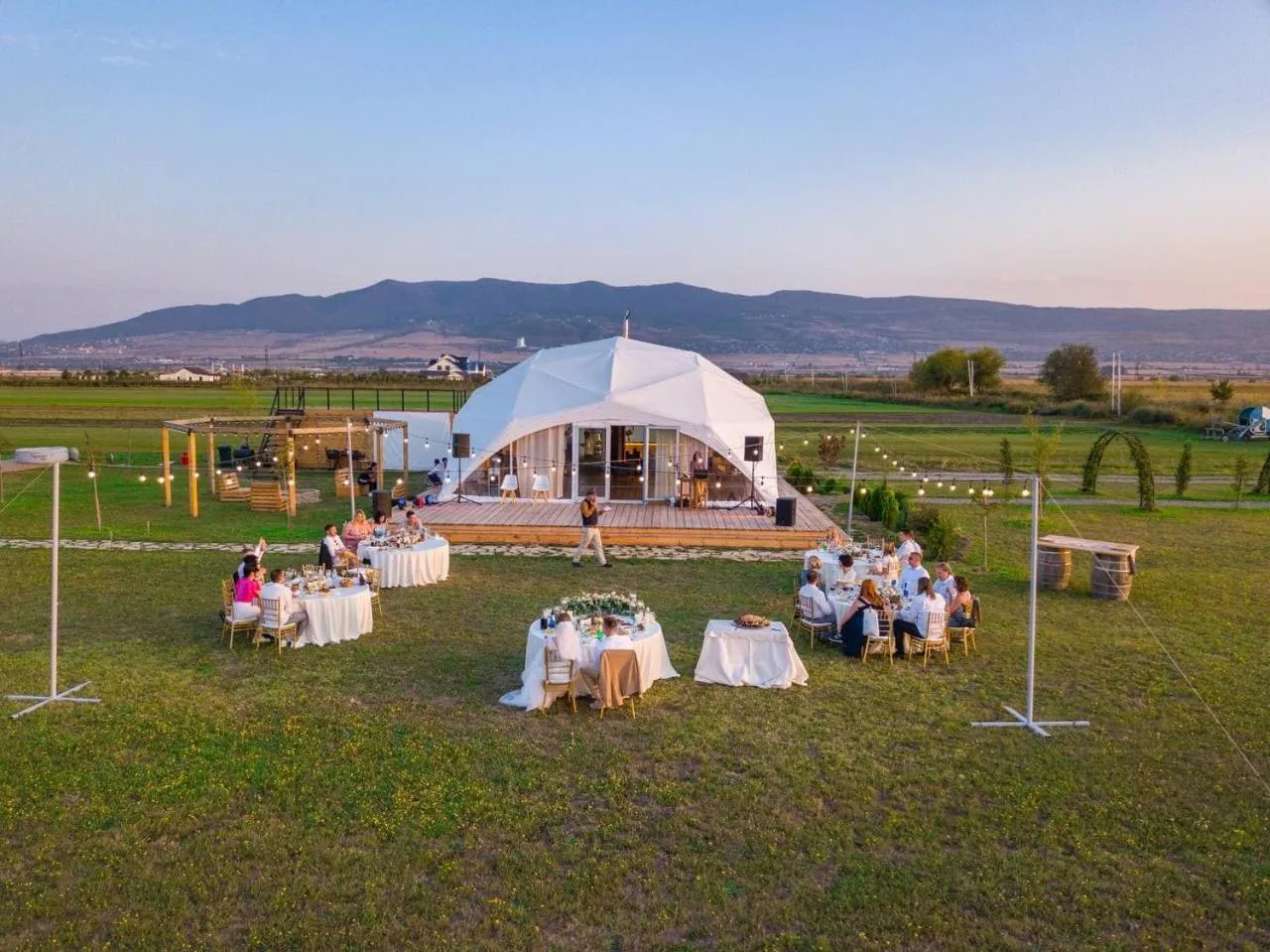 People, Banquet Facilities in Jewelberry Glamping Hotel Tbilisi