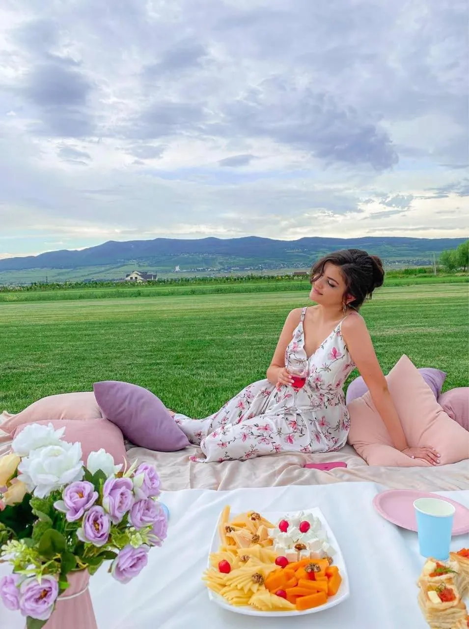 Decorative detail in Jewelberry Glamping Hotel Tbilisi