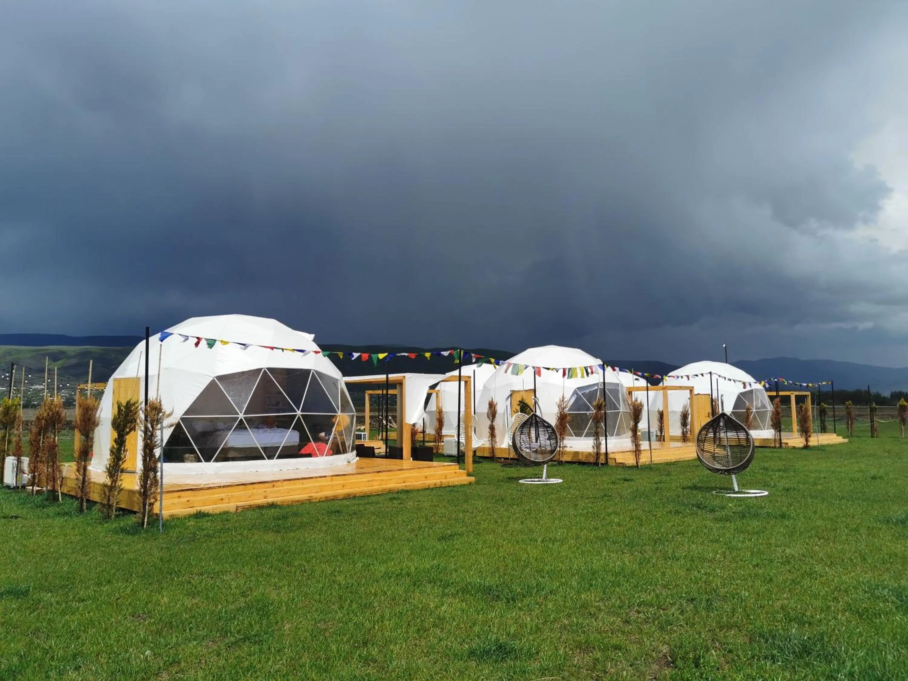 Property building in Jewelberry Glamping Hotel Tbilisi