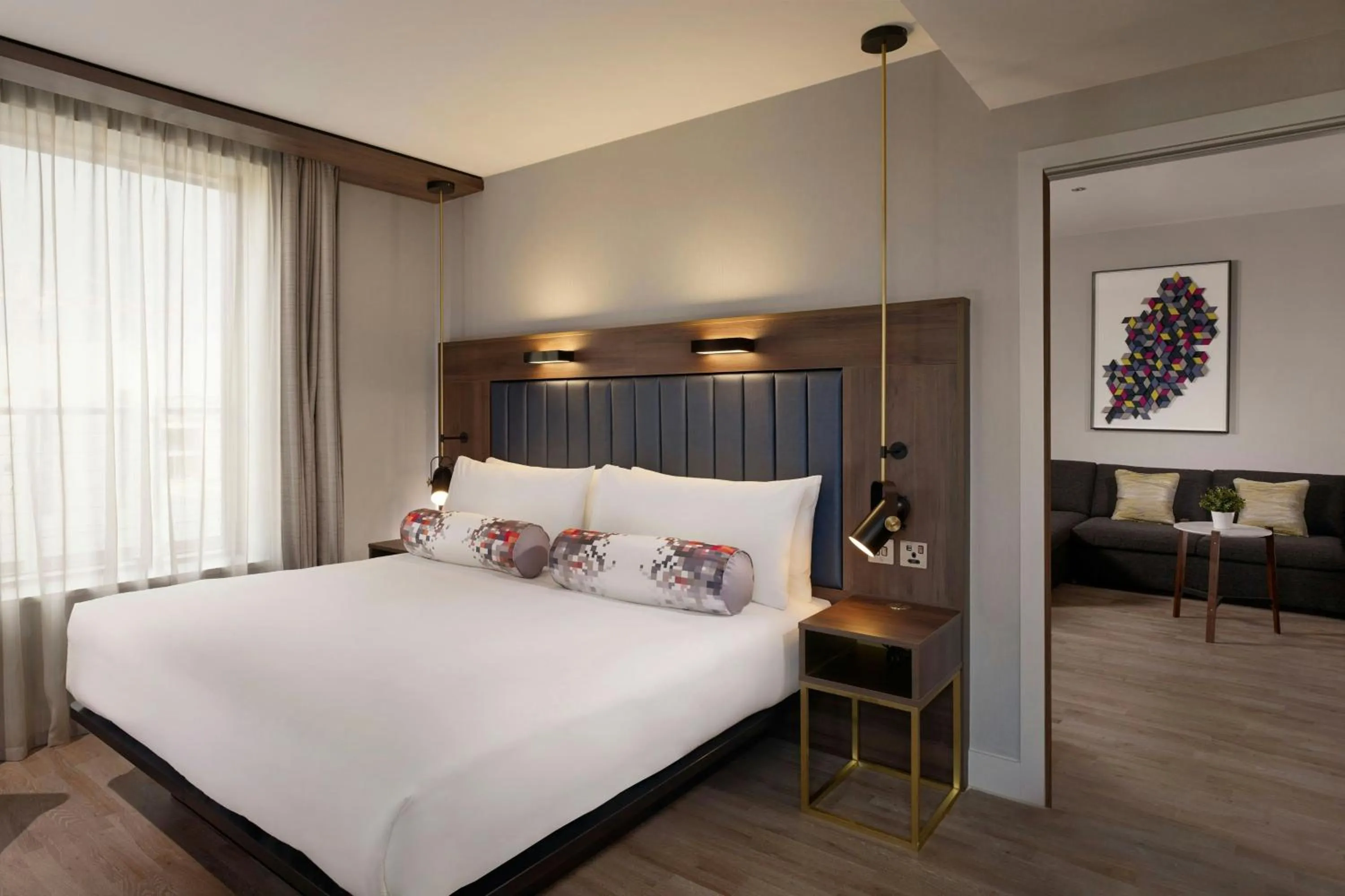 Photo of the whole room, Bed in Aloft Birmingham Eastside