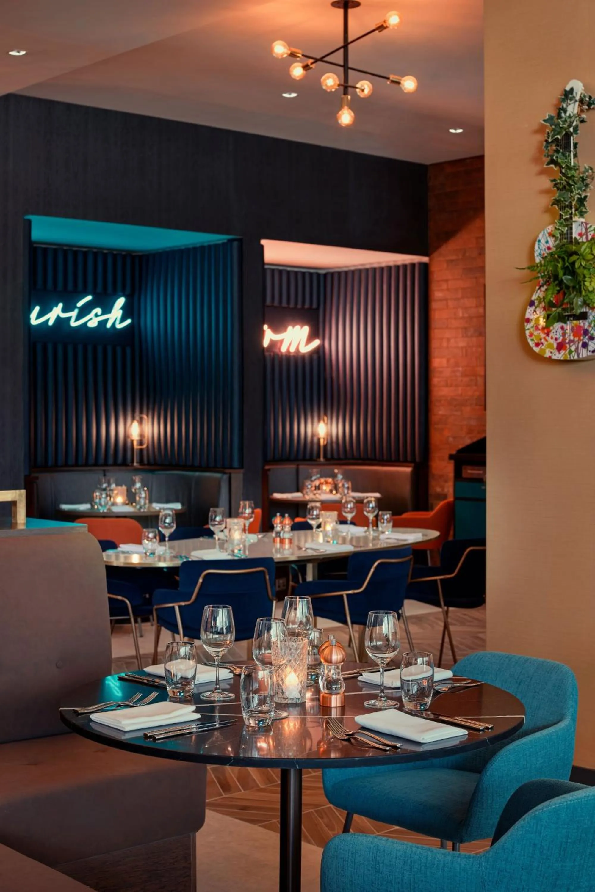 Restaurant/places to eat in Aloft Birmingham Eastside