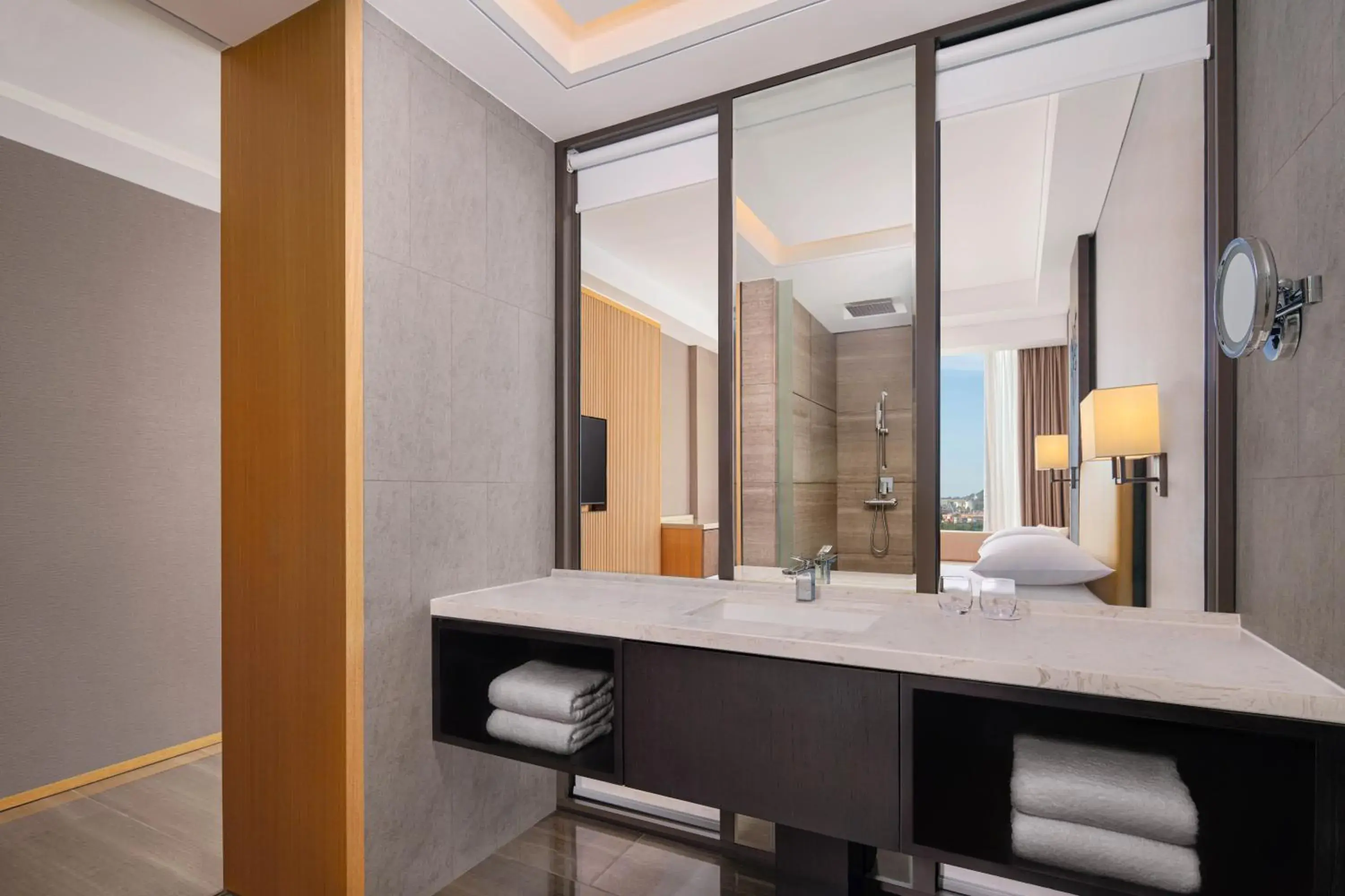 M Club lounge access, Deluxe Guest room, 1 King in Batam Marriott Hotel Harbour Bay M Club lounge access, Deluxe Guest room, 1 King in Batam Marriott Hotel Harbour Bay