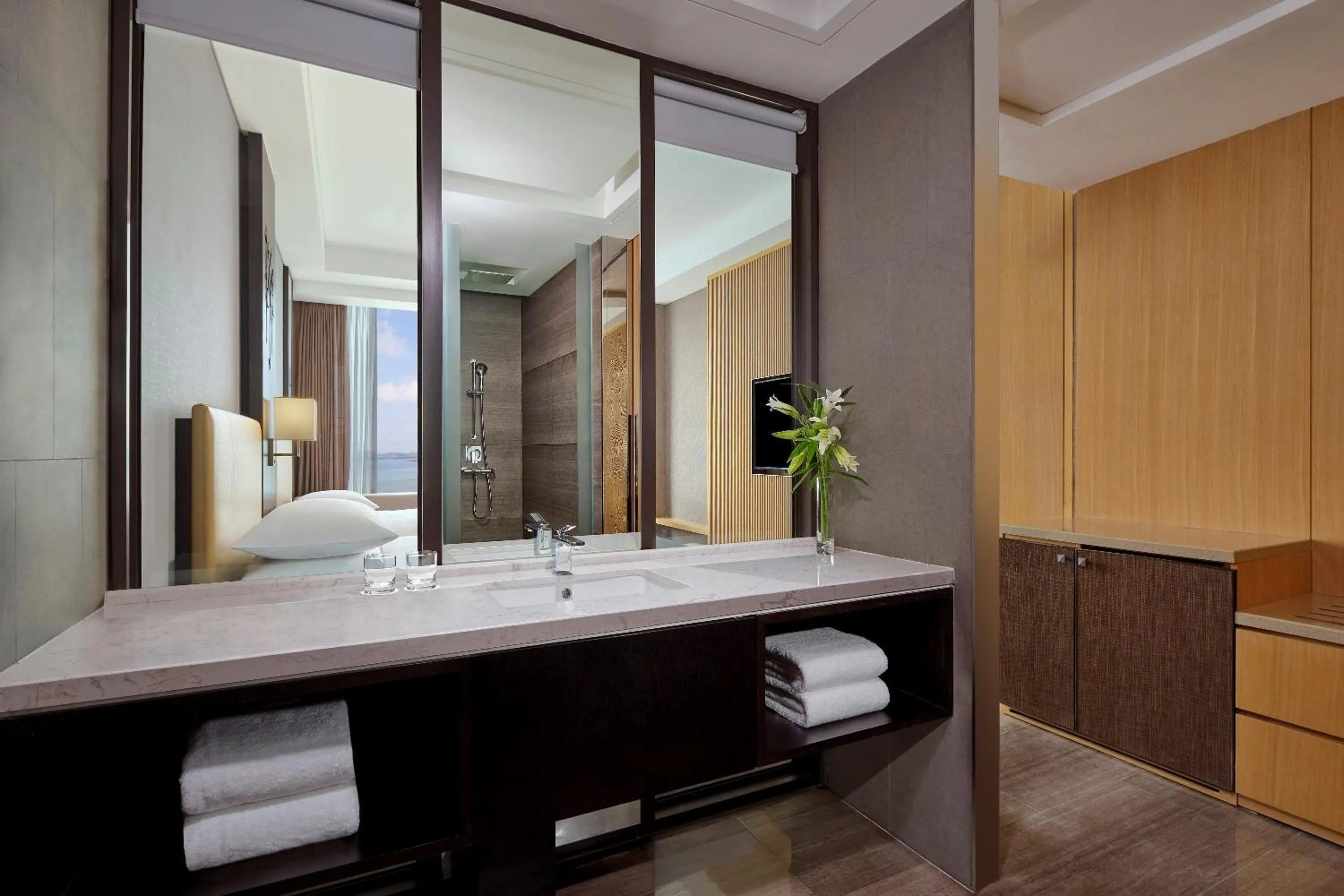 Bathroom in Batam Marriott Hotel Harbour Bay