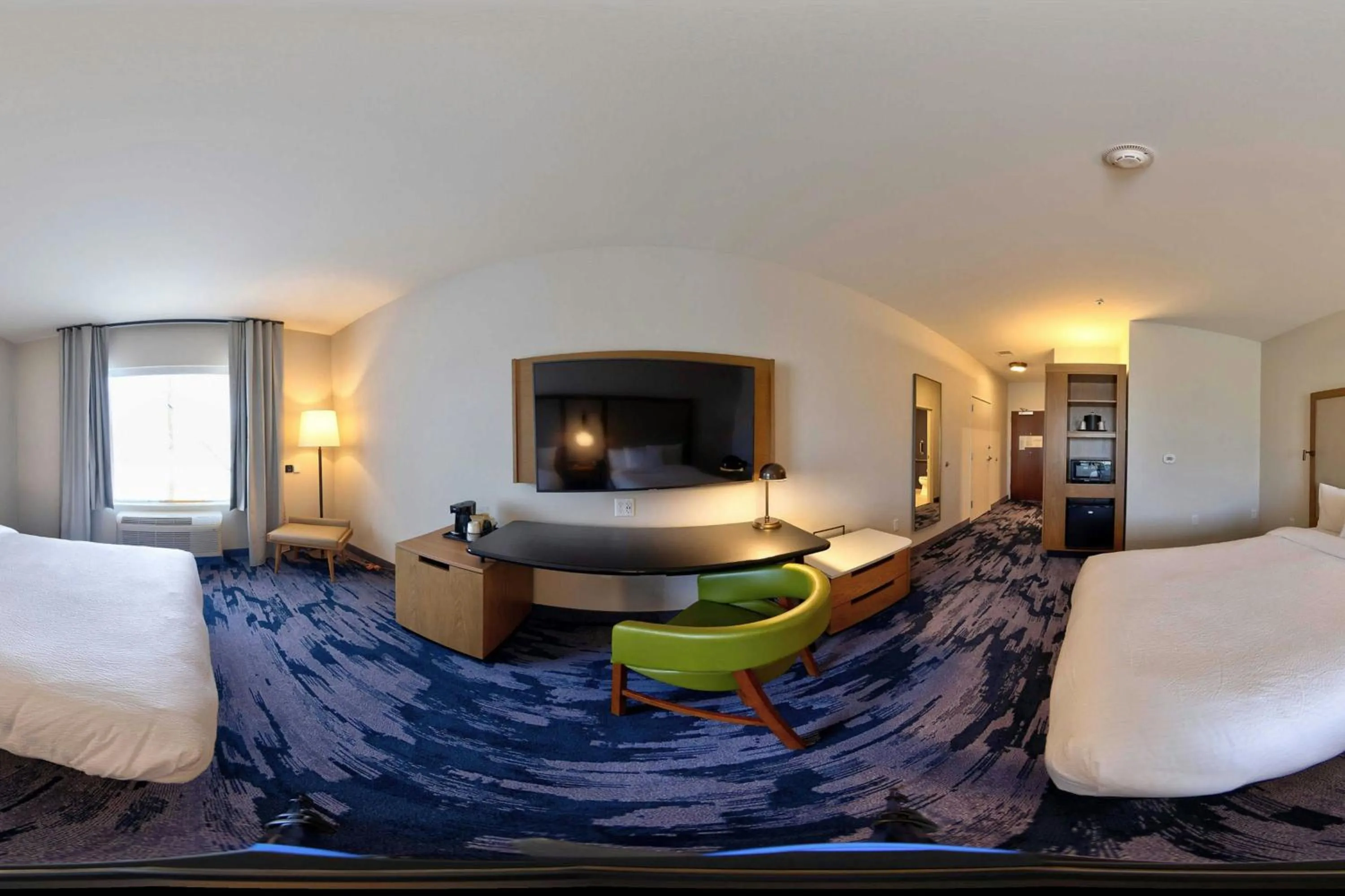 Photo of the whole room in Fairfield Inn & Suites by Marriott Milwaukee Brookfield