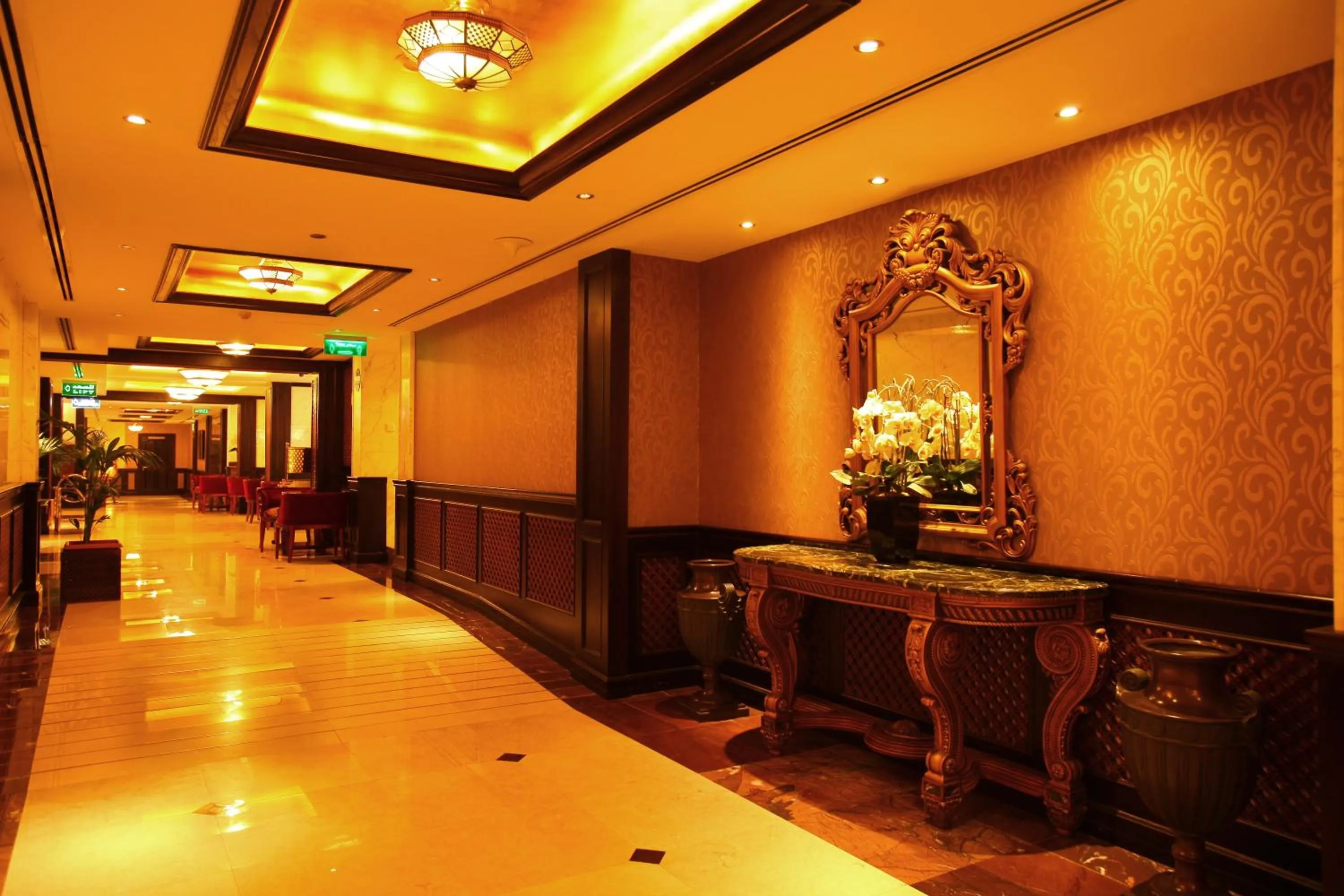 Lobby or reception in Arabian Courtyard Hotel & Spa