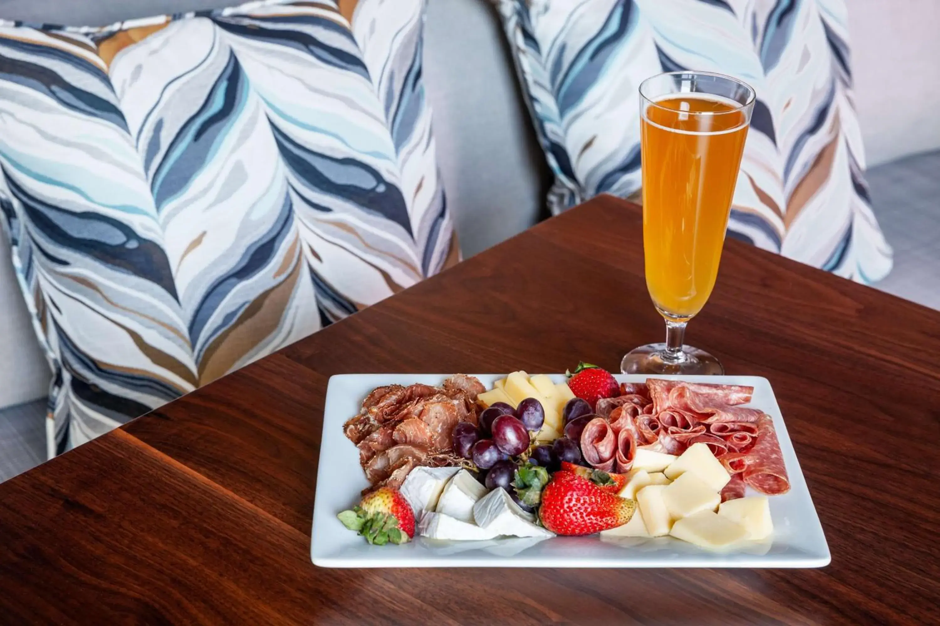 Restaurant/places to eat in Hampton Inn Boston Seaport District Restaurant/places to eat in Hampton Inn Boston Seaport District