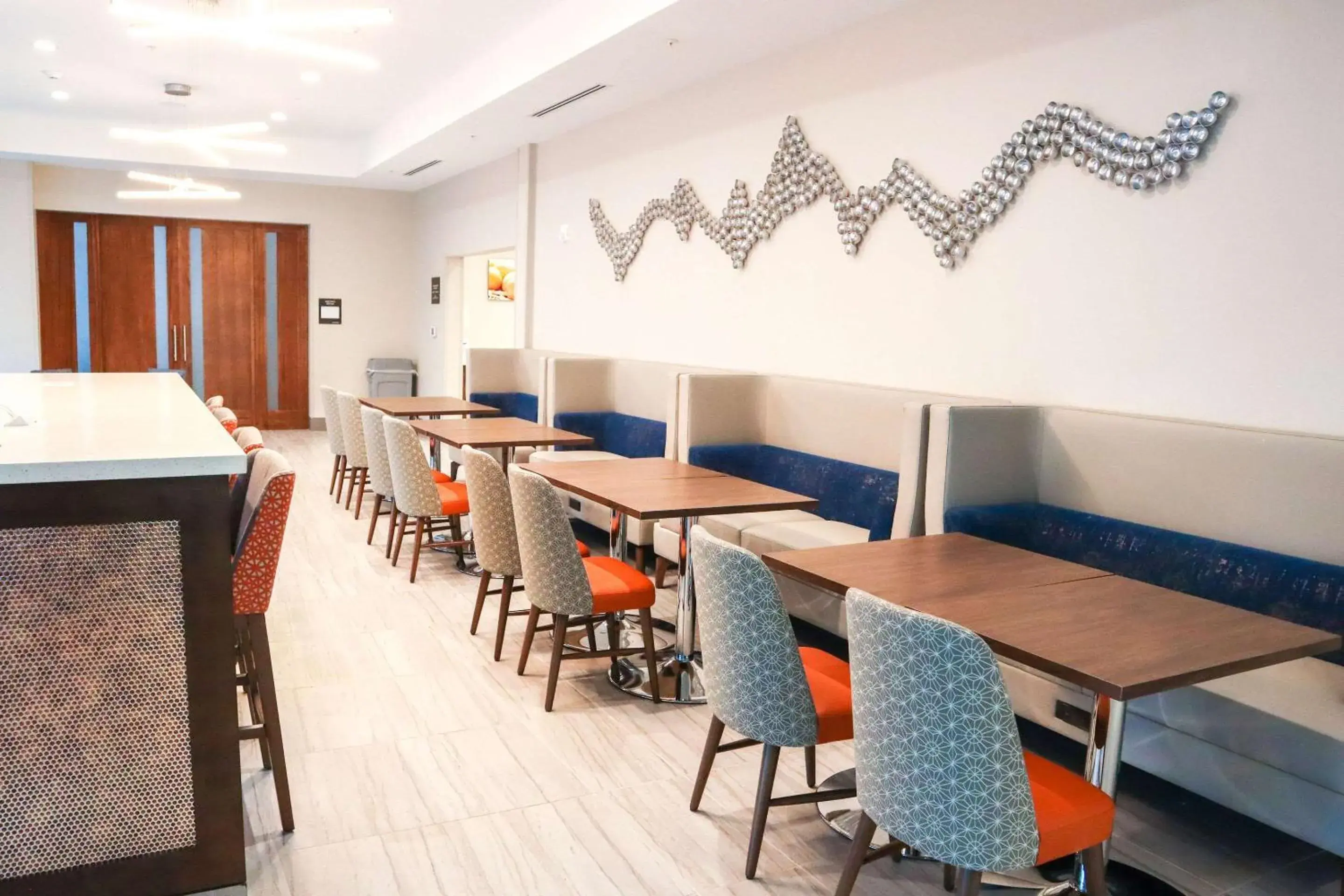 Restaurant/places to eat in Comfort Suites Gainesville Near University Restaurant/places to eat in Comfort Suites Gainesville Near University