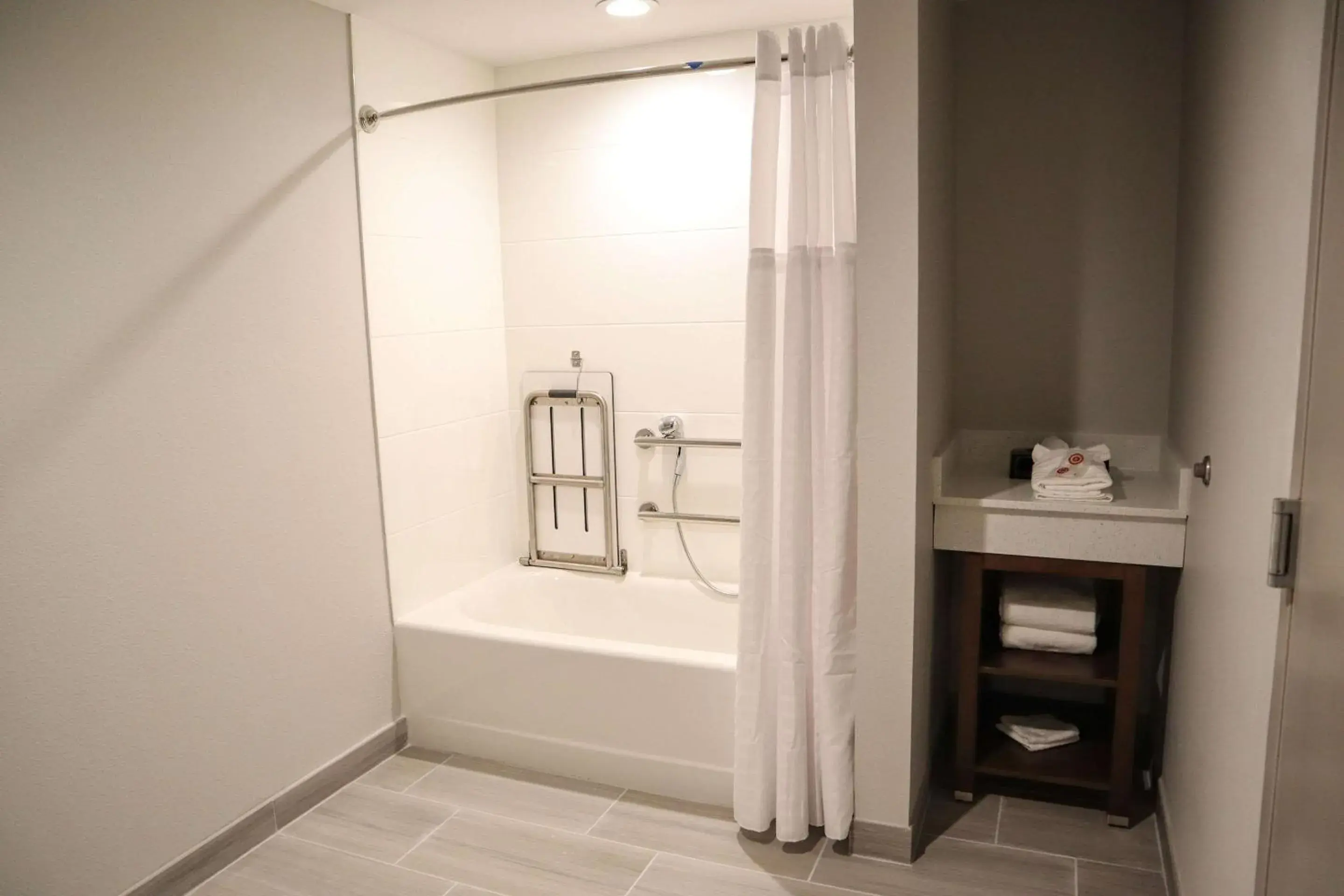 Bedroom in Comfort Suites Gainesville Near University Bedroom in Comfort Suites Gainesville Near University