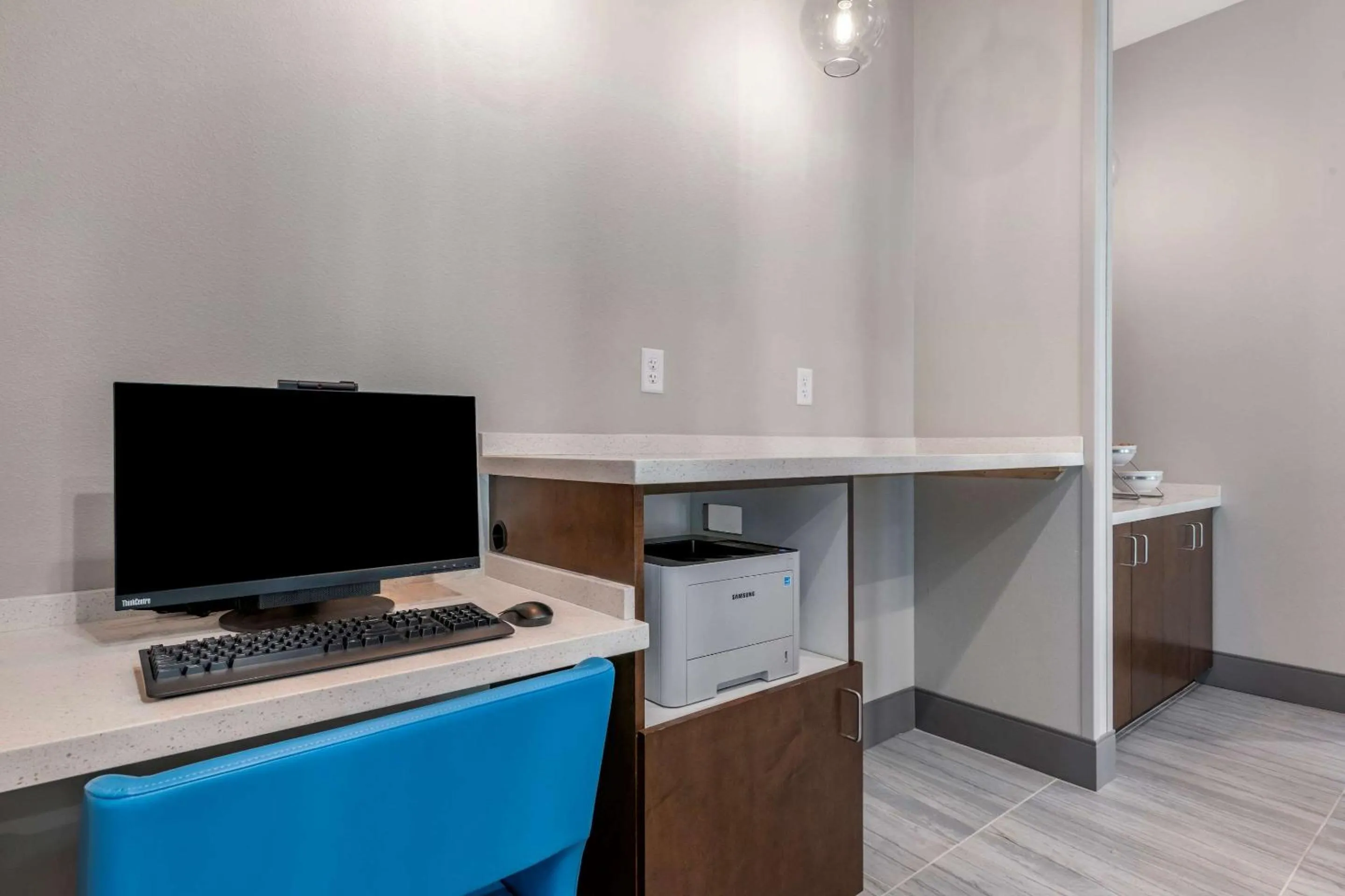 Business facilities in Comfort Suites Gainesville Near University