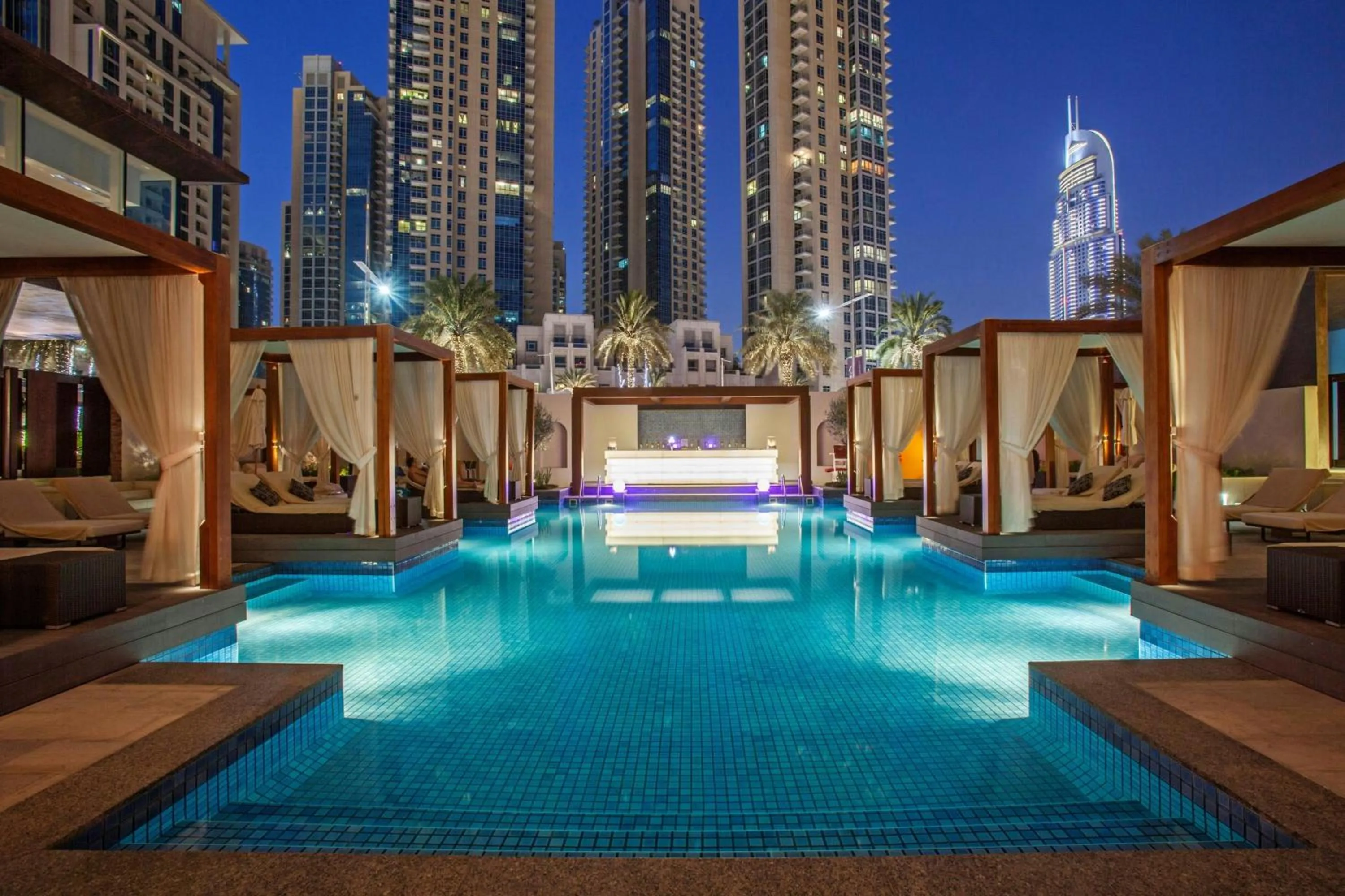 Swimming pool in Hotel Boulevard, Autograph Collection, Downtown Dubai
