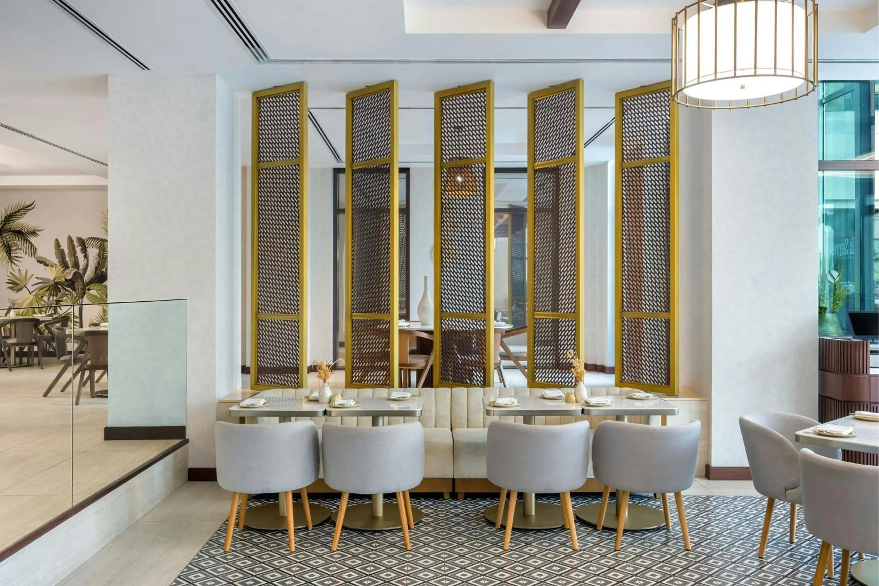 Restaurant/places to eat in Hotel Boulevard, Autograph Collection, Downtown Dubai