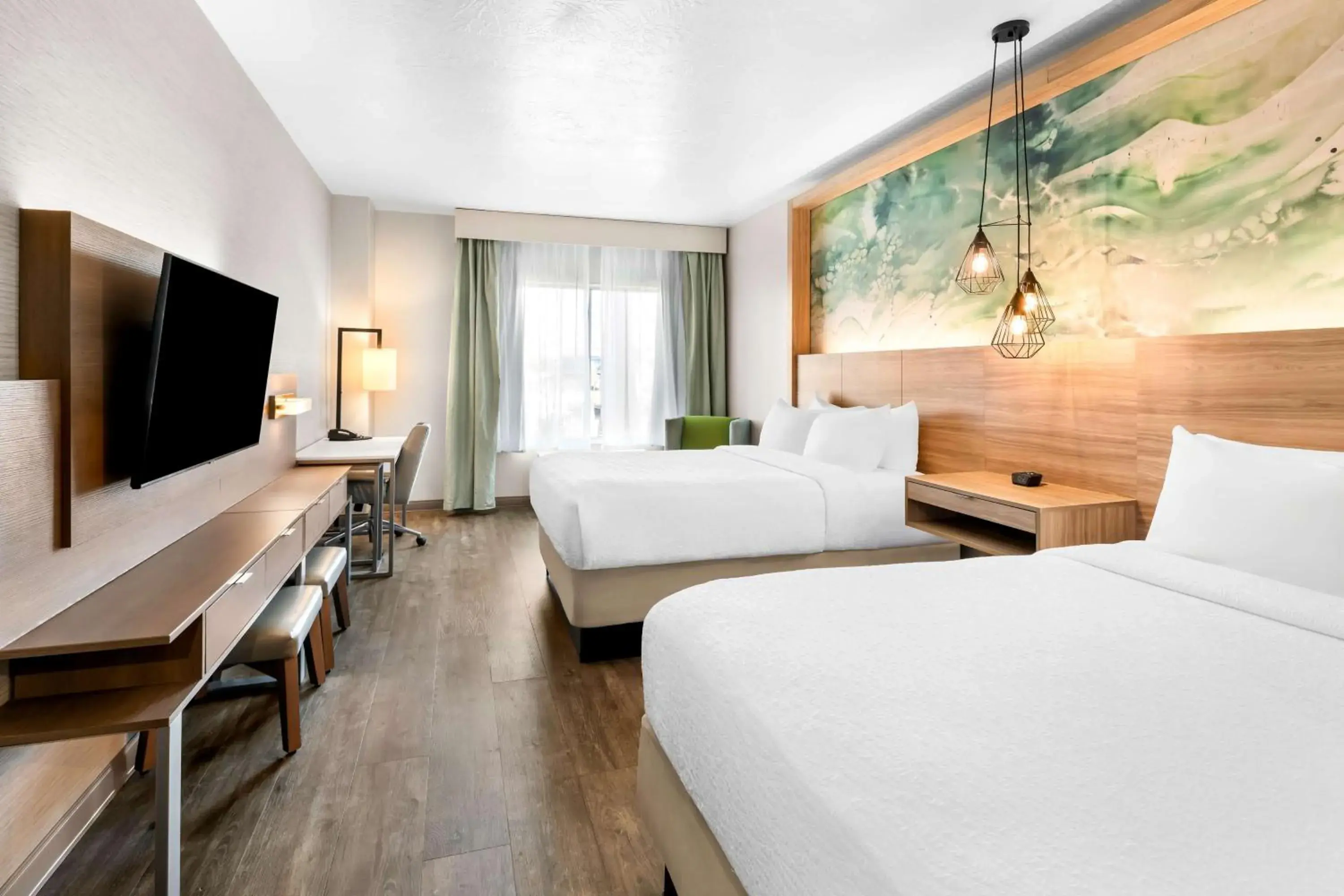 Bedroom, Bed in Best Western Plus Settlers Point Bedroom, Bed in Best Western Plus Settlers Point