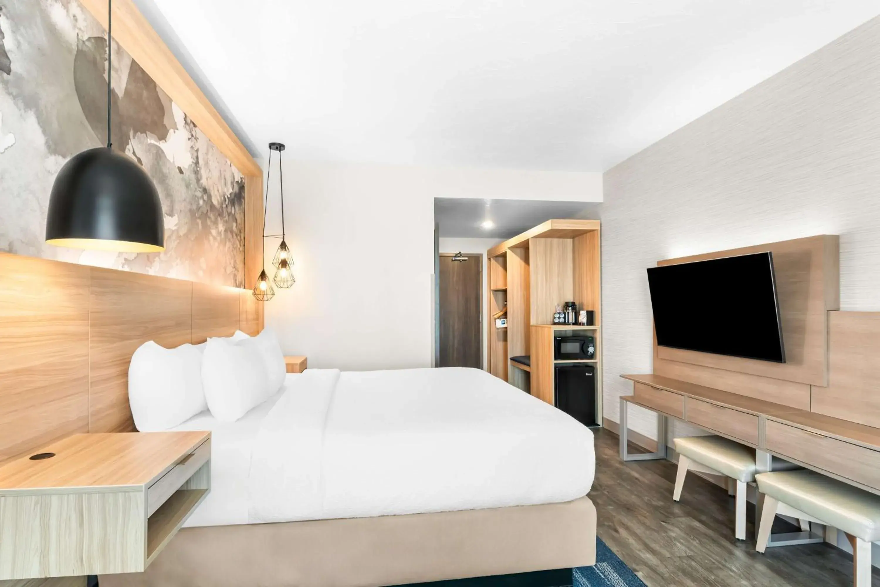 Bedroom, Bed in Best Western Plus Settlers Point Bedroom, Bed in Best Western Plus Settlers Point