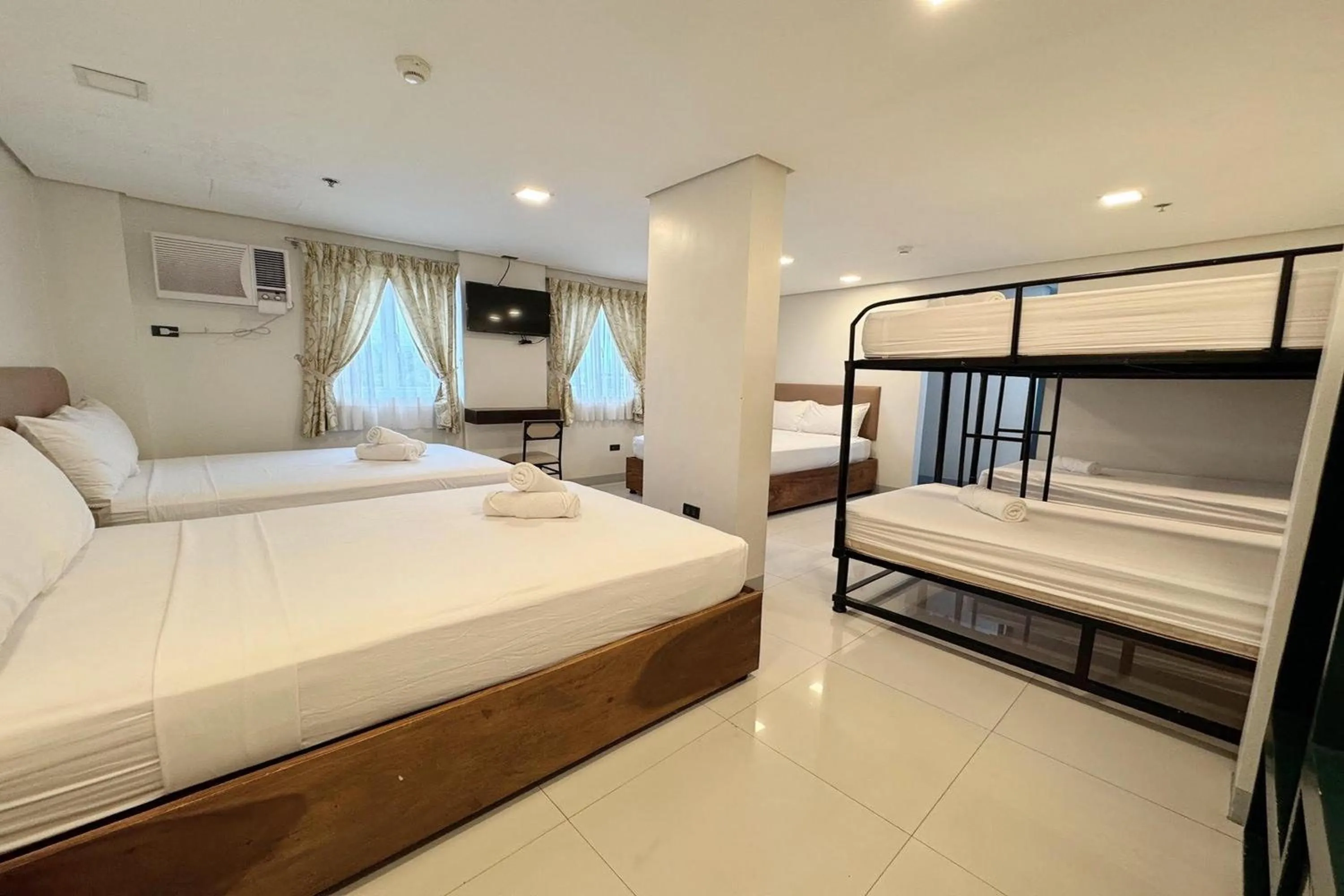 Bedroom, Bed in Belltower CSheLi Suites Bantay - Vigan