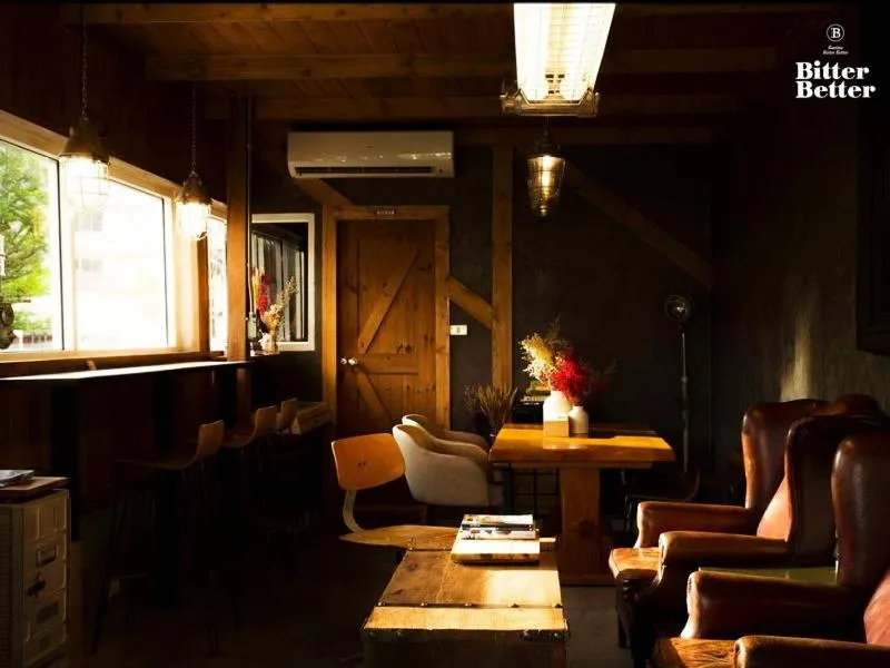 Seating area in Lee Place Phatthanakan Condo