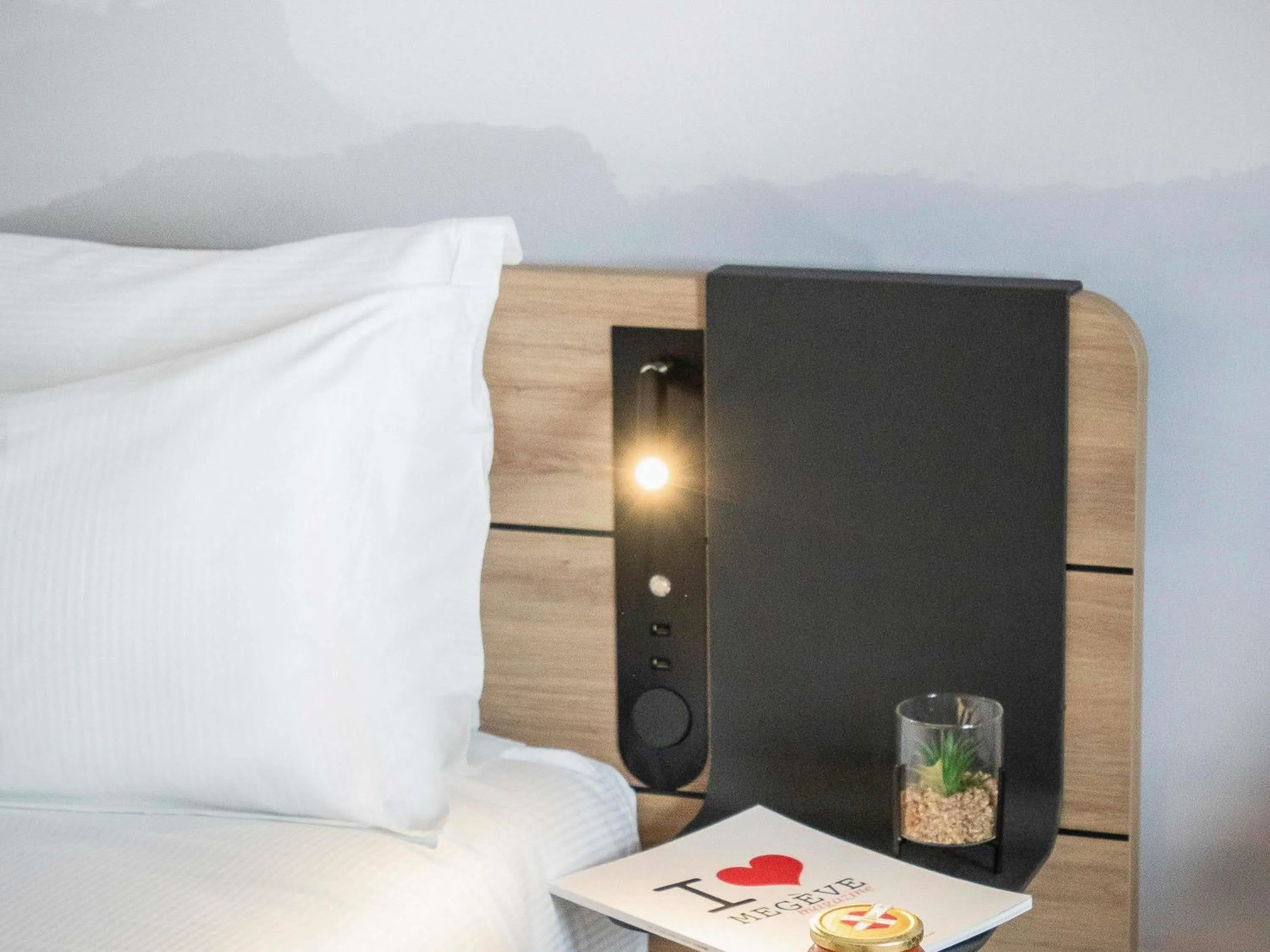 Bedroom, Bed in Novotel Megève Mont-Blanc