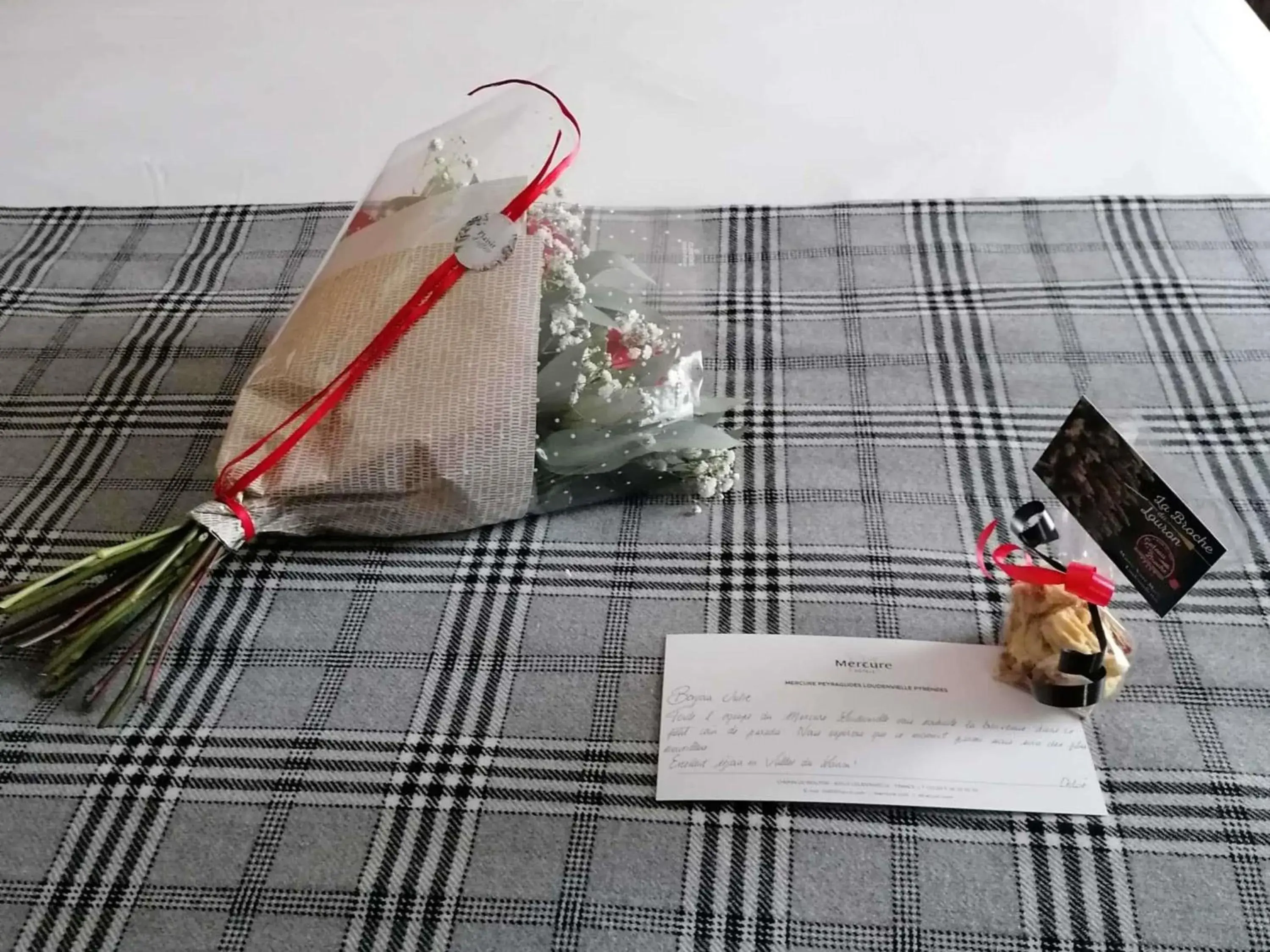 Sports, Bed in Mercure Peyragudes Loudenvielle Pyrénées Sports, Bed in Mercure Peyragudes Loudenvielle Pyrénées