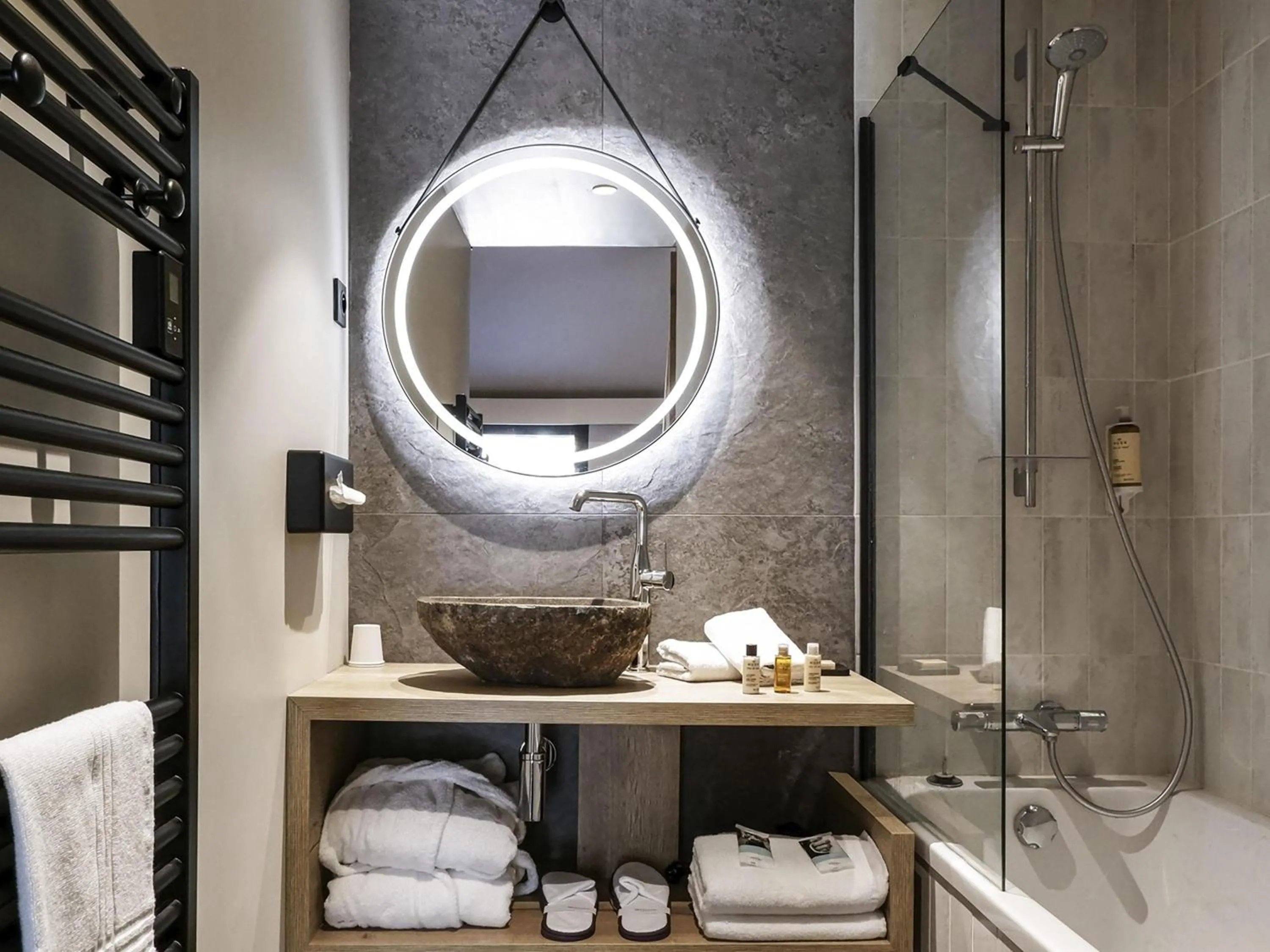 Bedroom in Mercure Peyragudes Loudenvielle Pyrénées