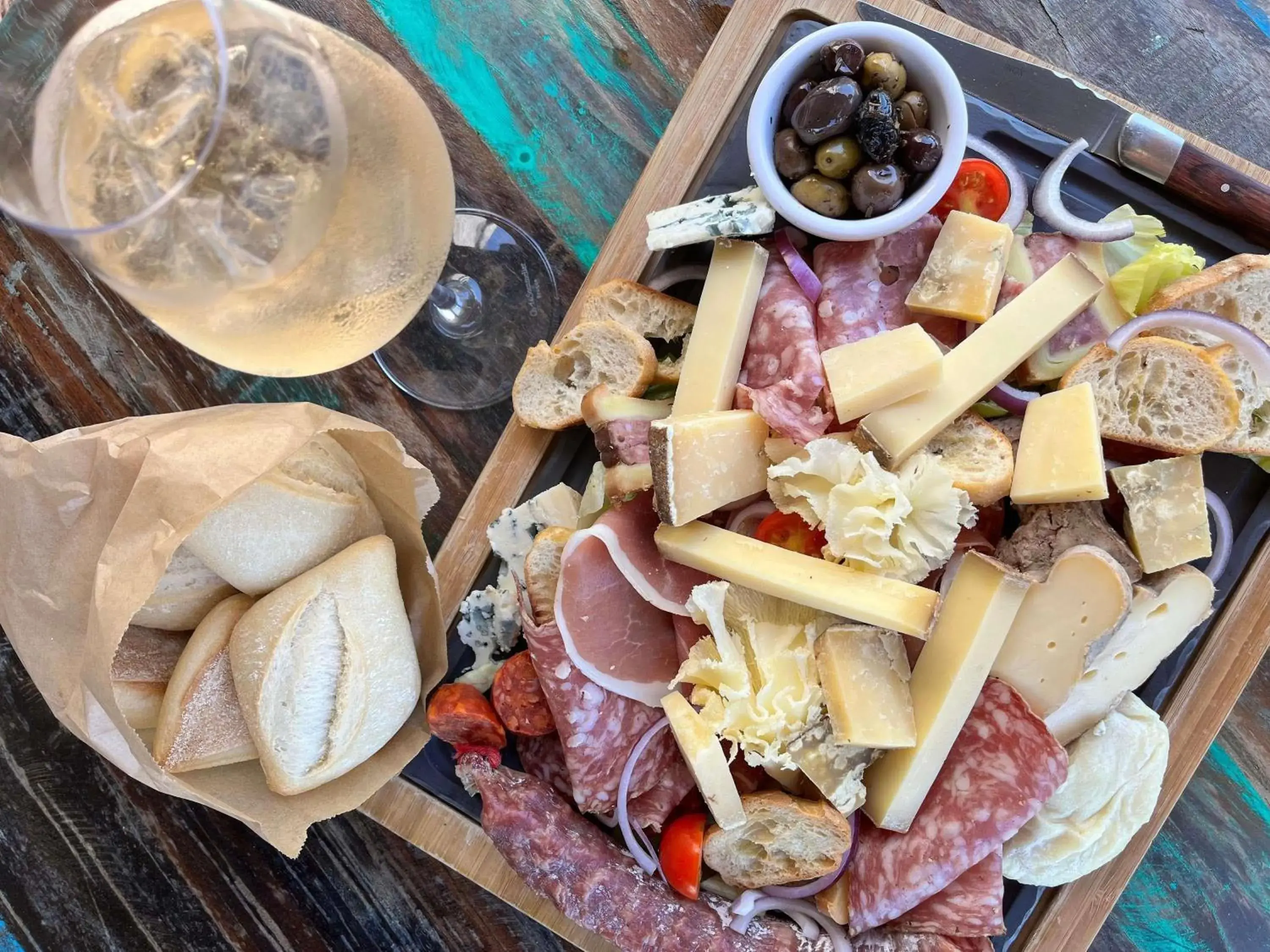 Property building in Ibis Lunel Petite Camargue Property building in Ibis Lunel Petite Camargue