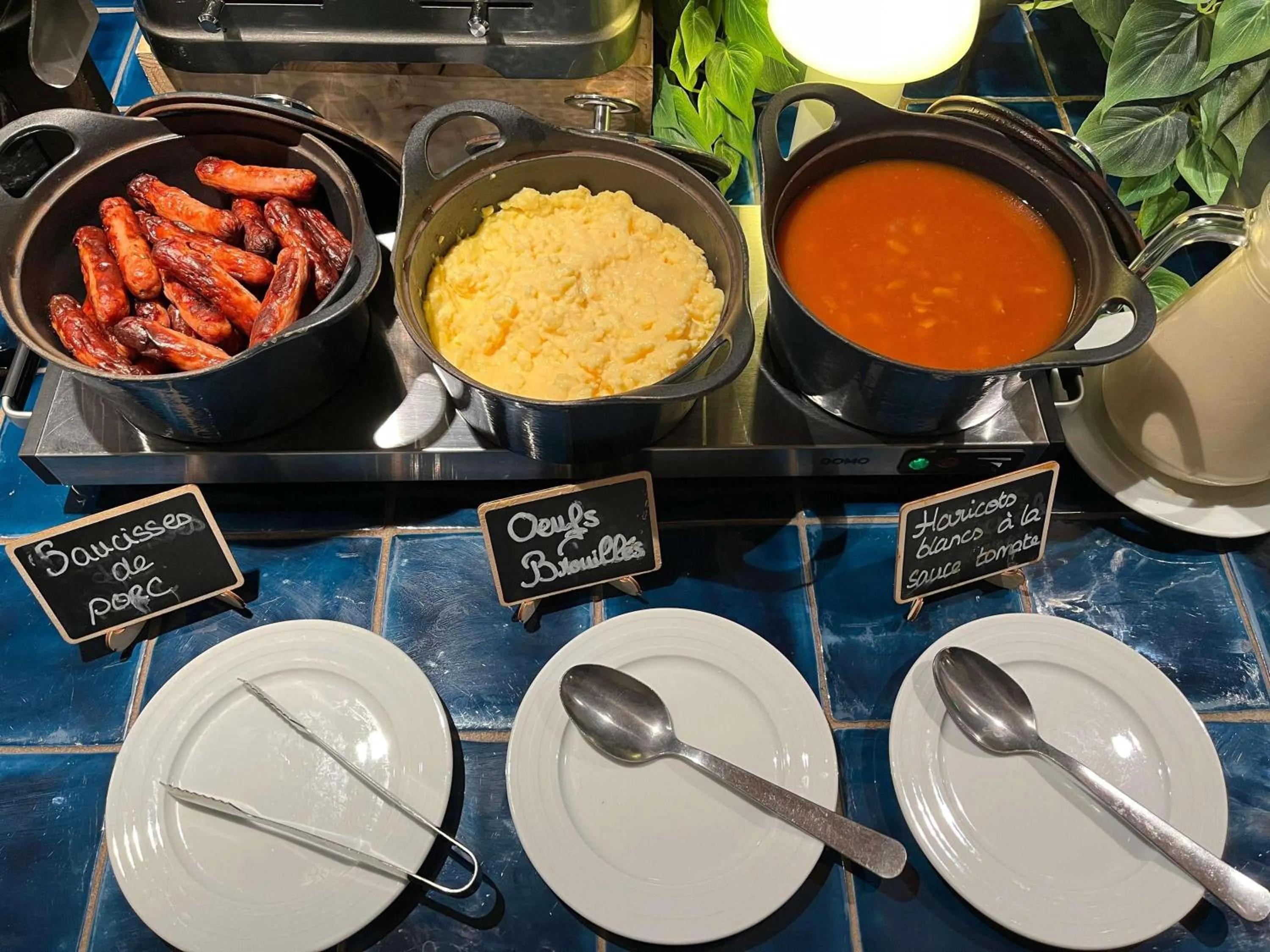 Breakfast in Ibis Lunel Petite Camargue