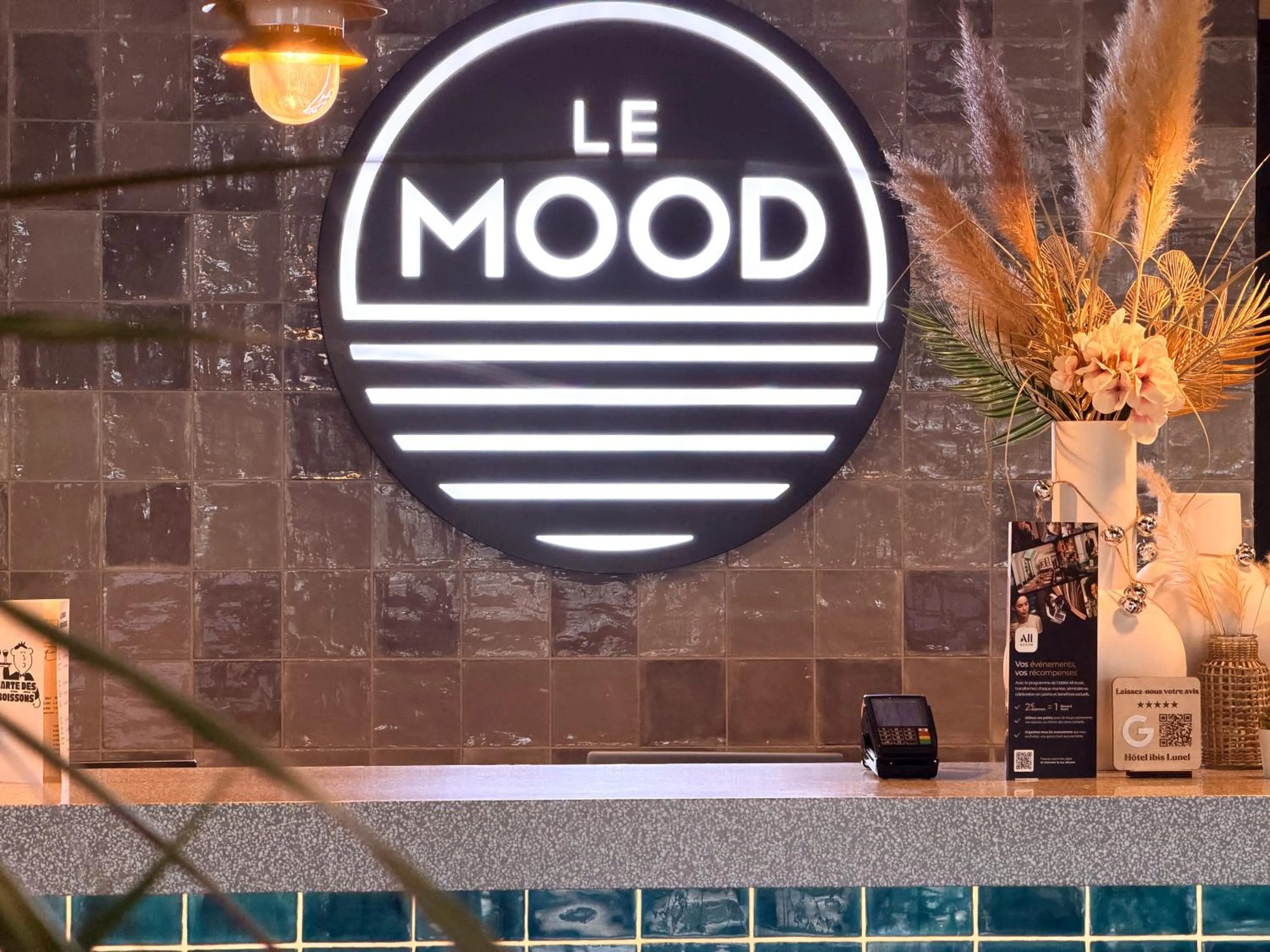 Lobby or reception in Ibis Lunel Petite Camargue