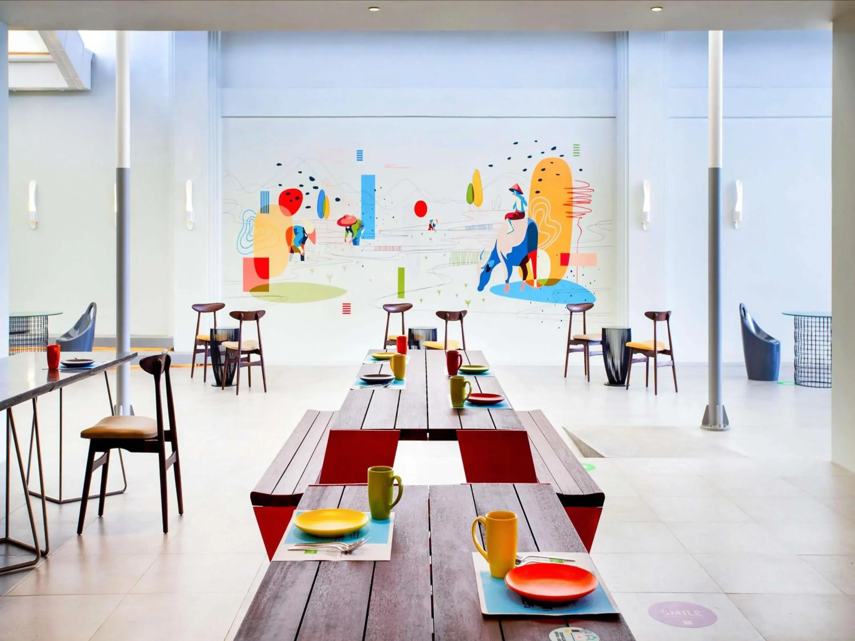 Restaurant/places to eat in ibis Styles Bandung Grand Central Restaurant/places to eat in ibis Styles Bandung Grand Central